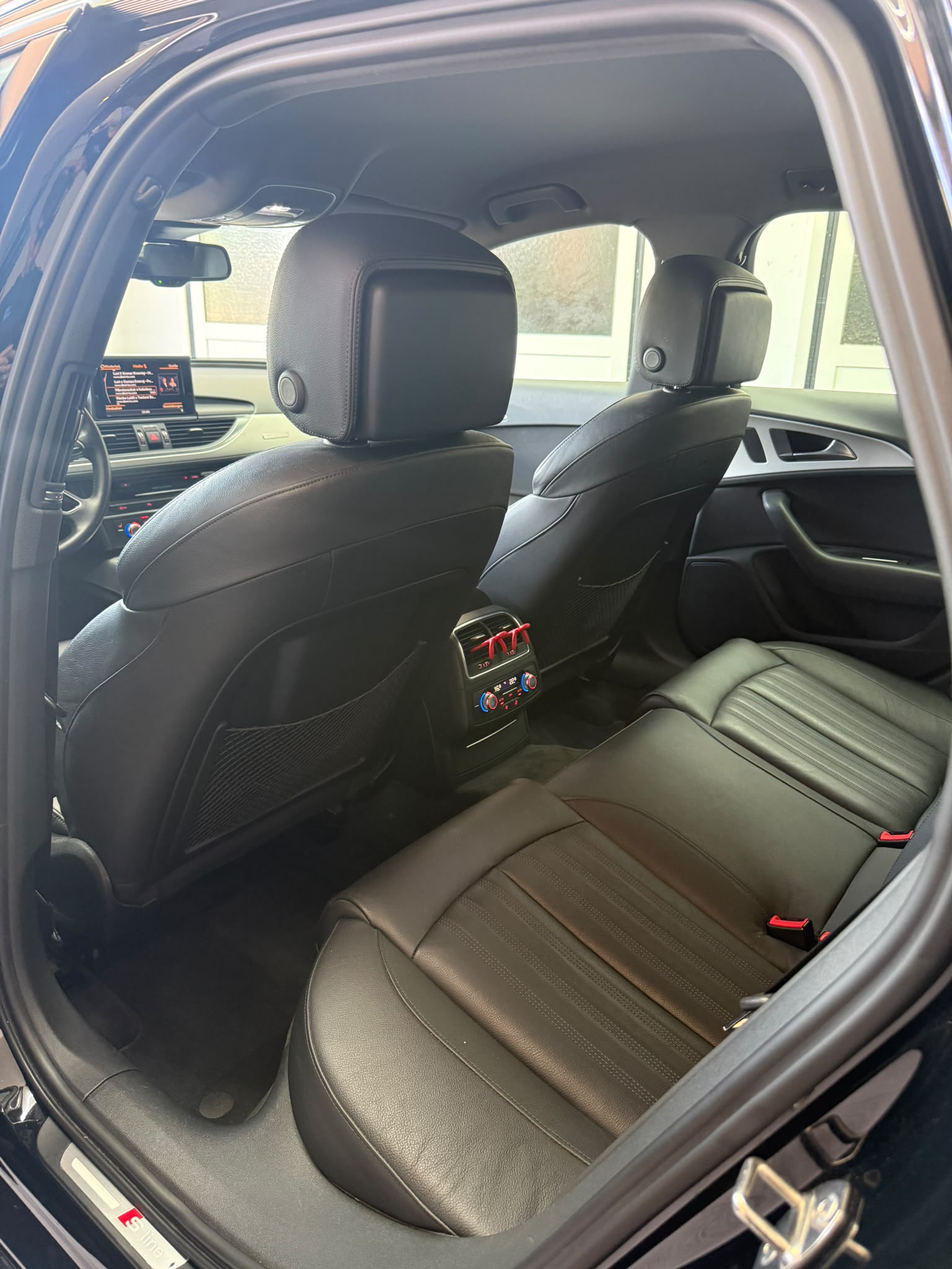 AUDI A6 Avant 3.0 TDI V6 quattro S-tronic-image-7