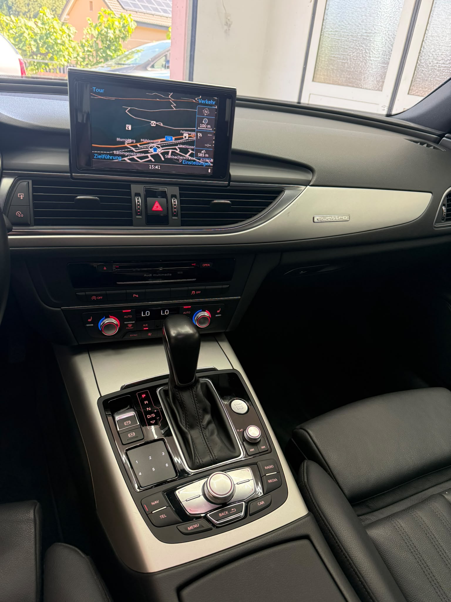 AUDI A6 Avant 3.0 TDI V6 quattro S-tronic-image-11