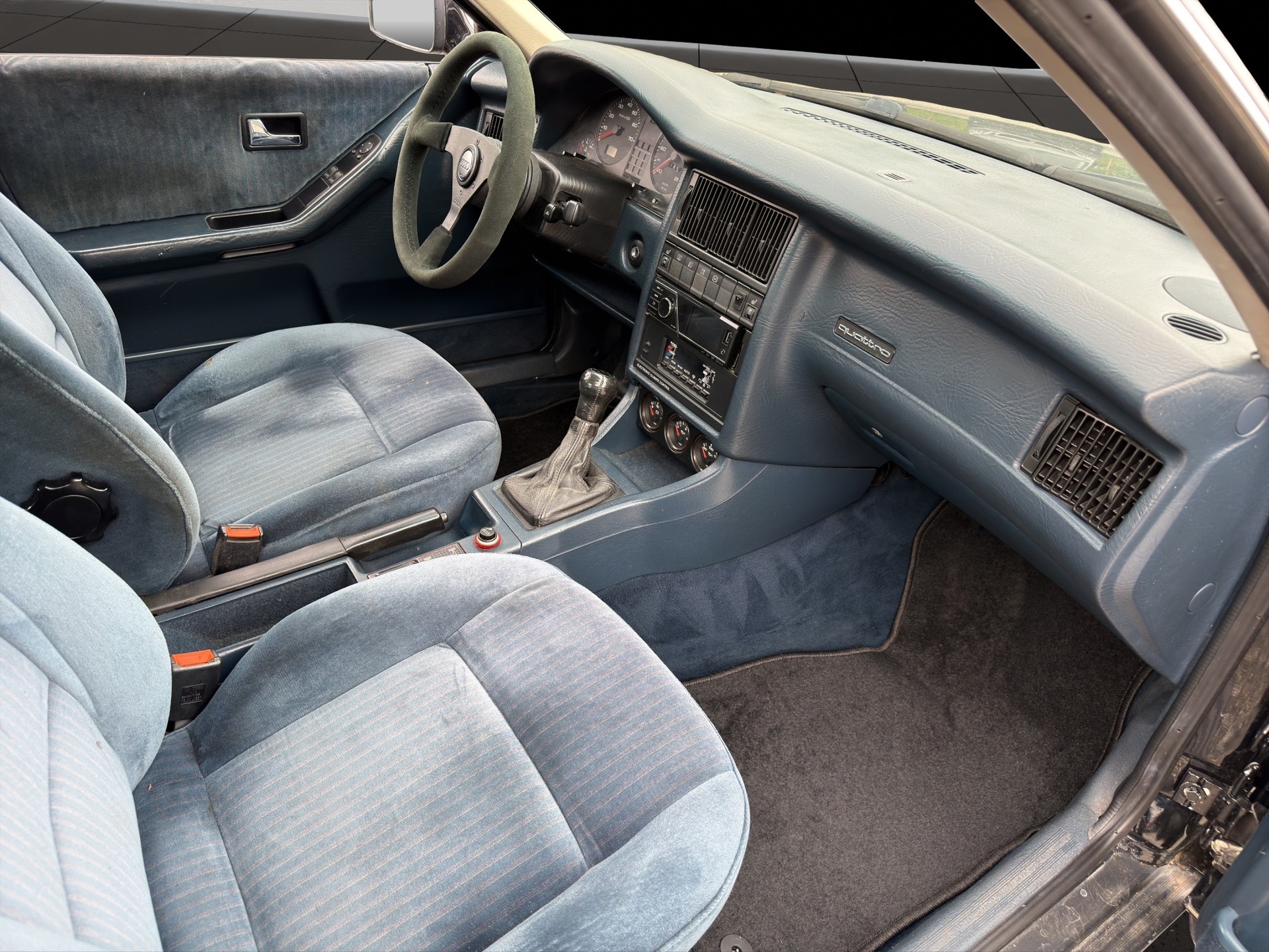 AUDI 90 2.3 E 20V quattroSport-image-8
