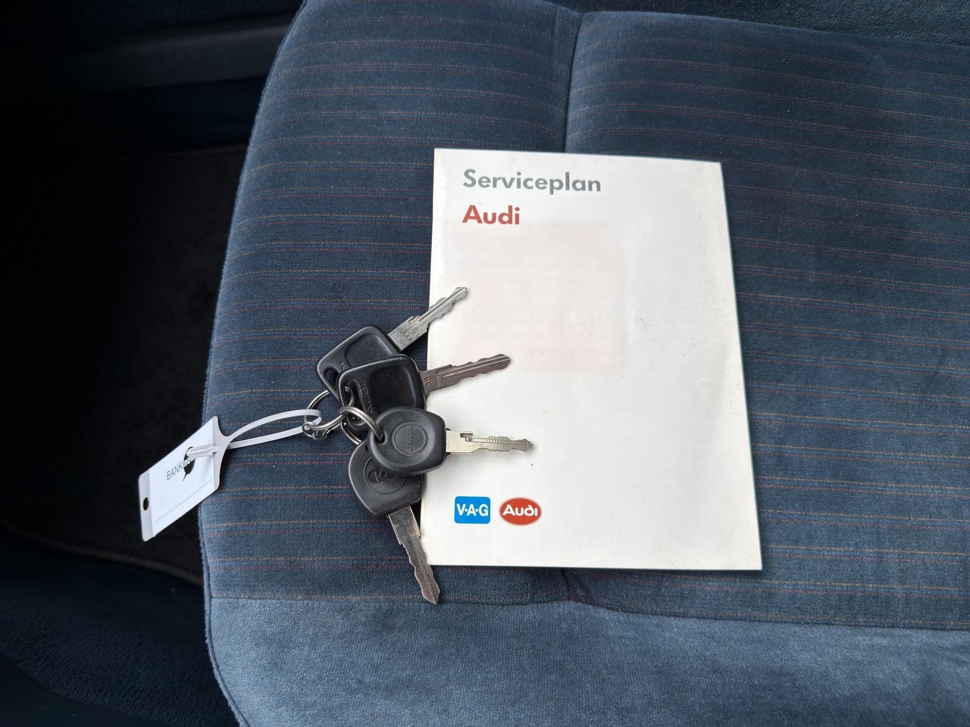 AUDI 90 2.3 E 20V quattroSport-image-11