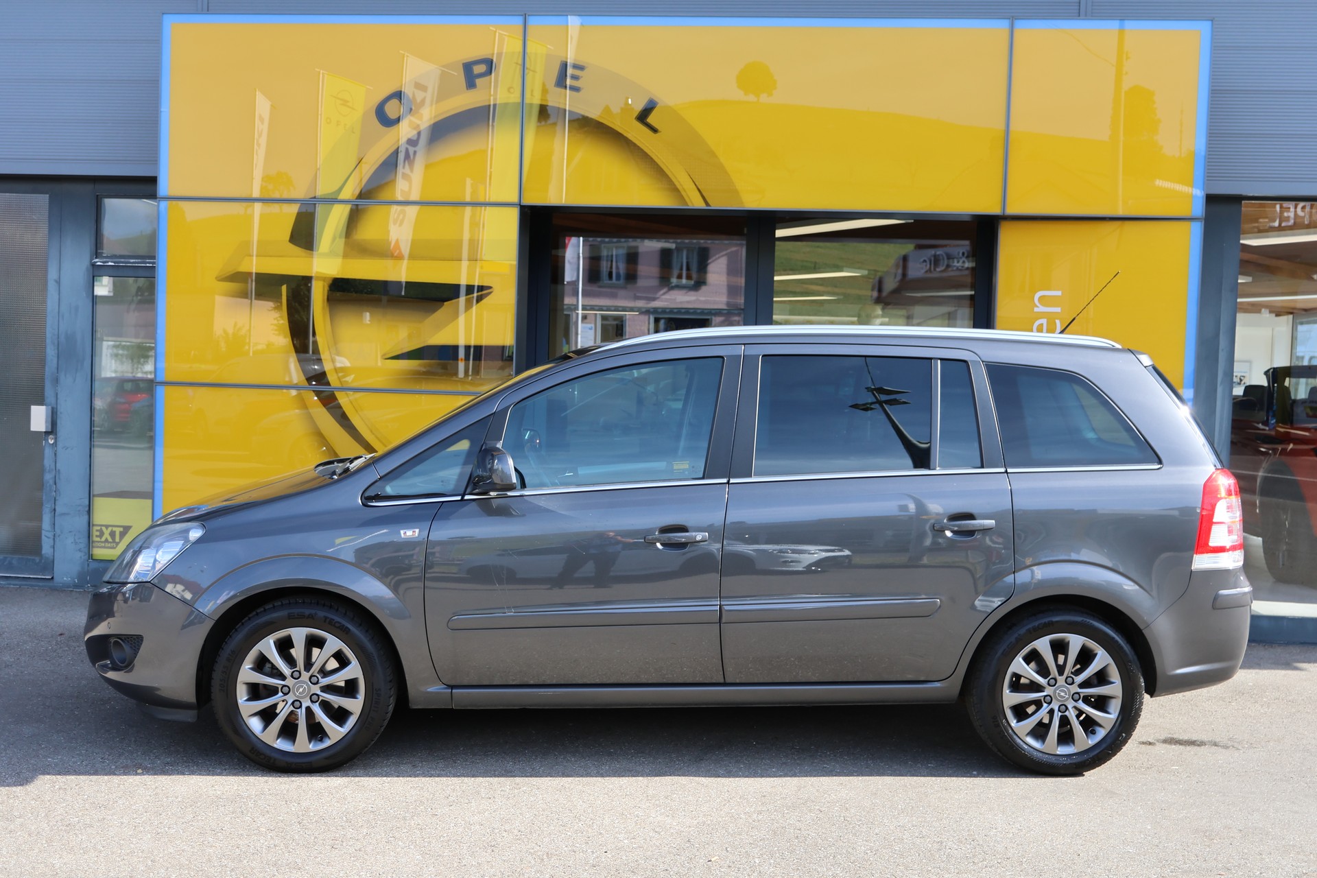 OPEL Zafira 1.8i Anniversary Edition 7Plätzer-image-1