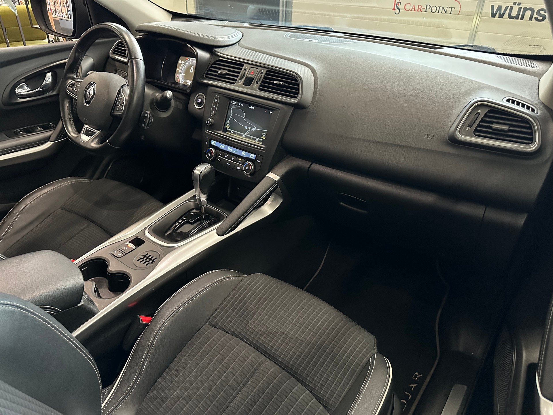 RENAULT Kadjar 1.2 16V Turbo Bose EDC-image-10