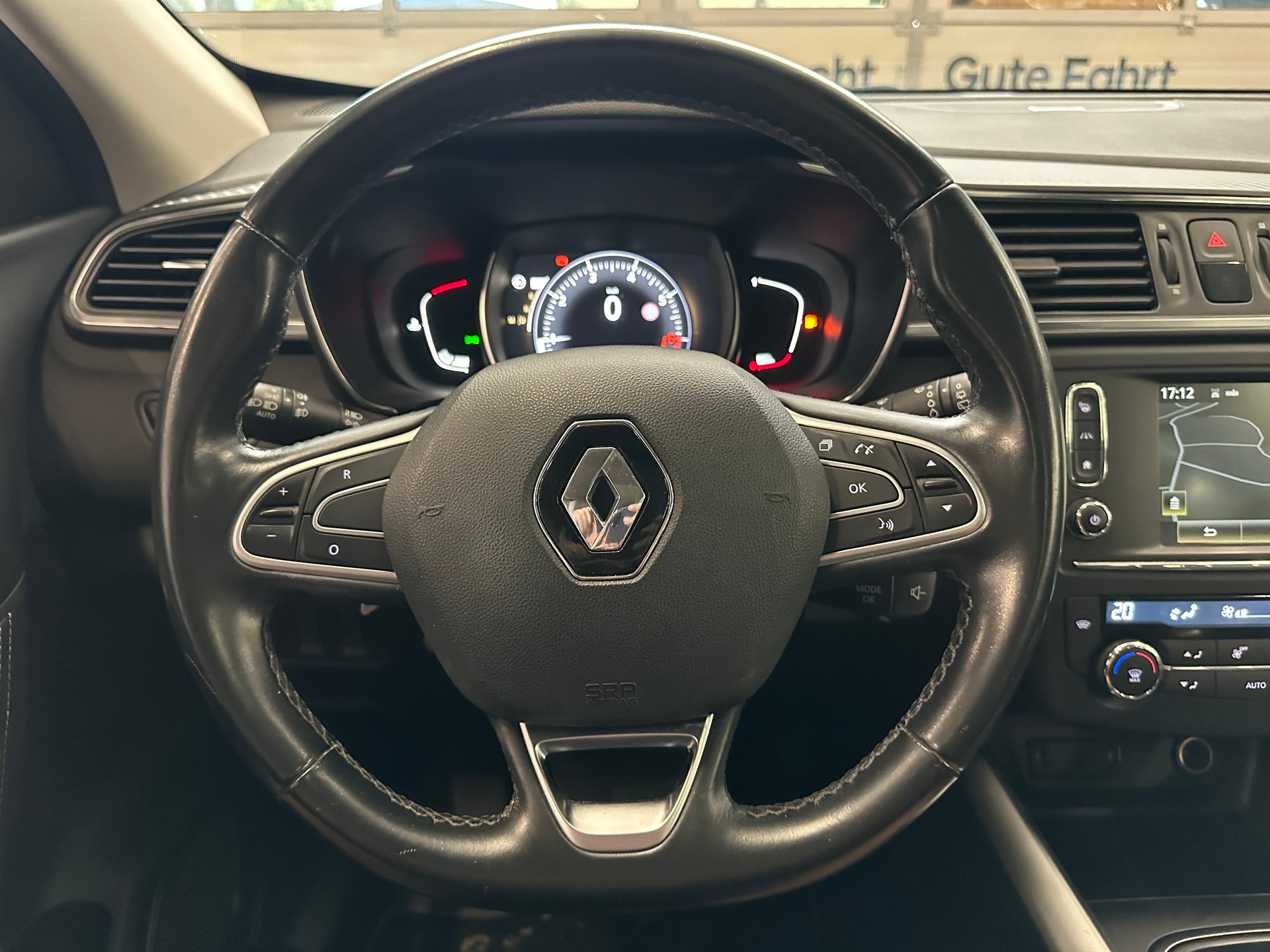 RENAULT Kadjar 1.2 16V Turbo Bose EDC-image-11