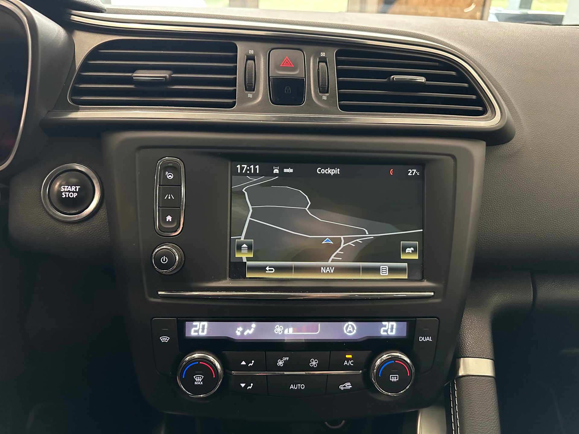 RENAULT Kadjar 1.2 16V Turbo Bose EDC-image-12