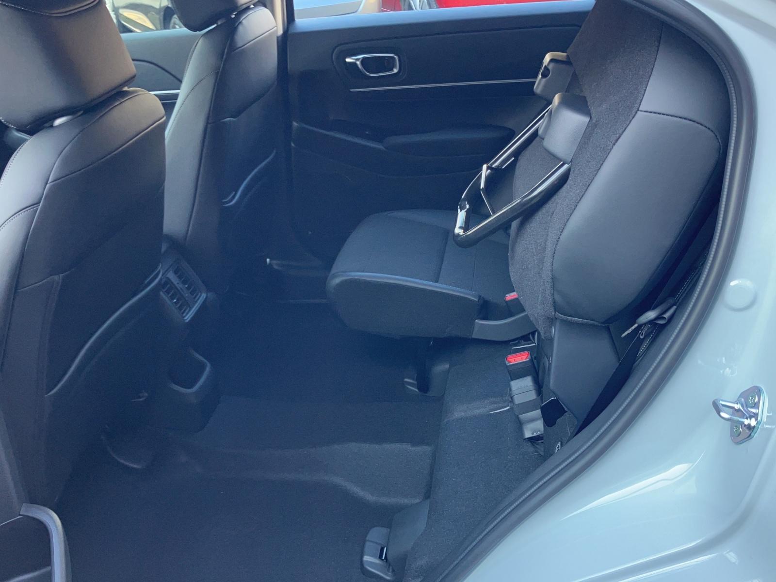 HONDA HR-V 1.5 i-MMD Advance-image-13