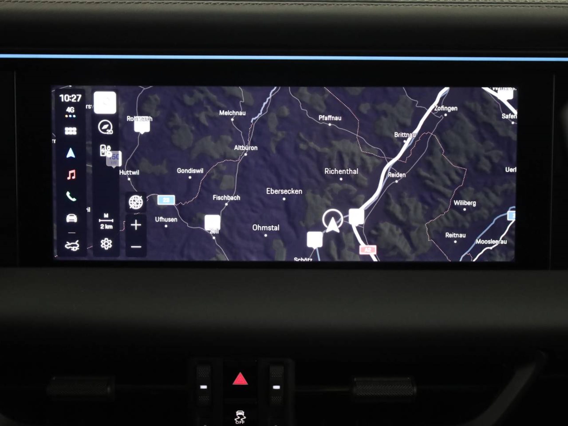 PORSCHE Macan 4S-image-13