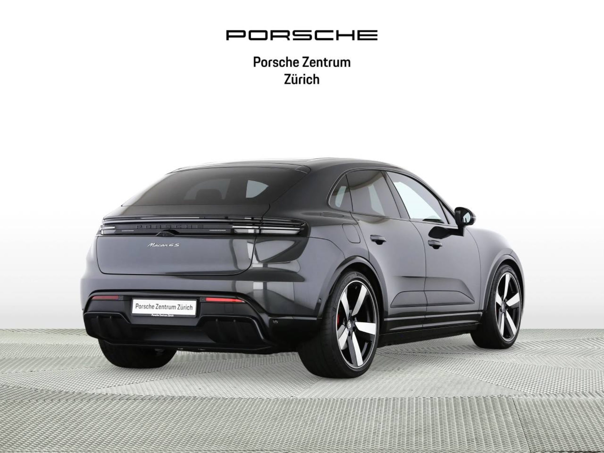 PORSCHE Macan 4S-image-7