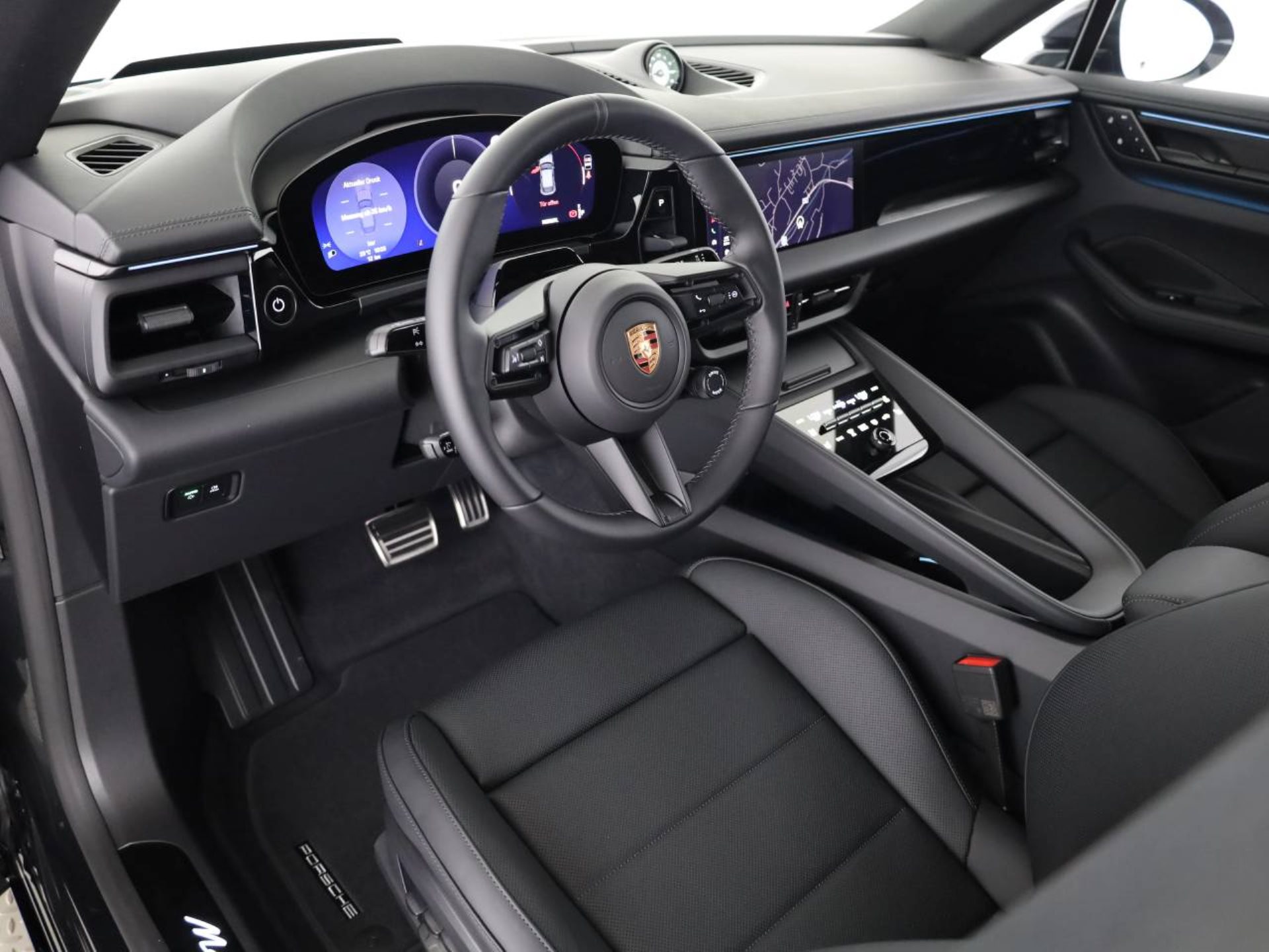 PORSCHE Macan 4S-image-9