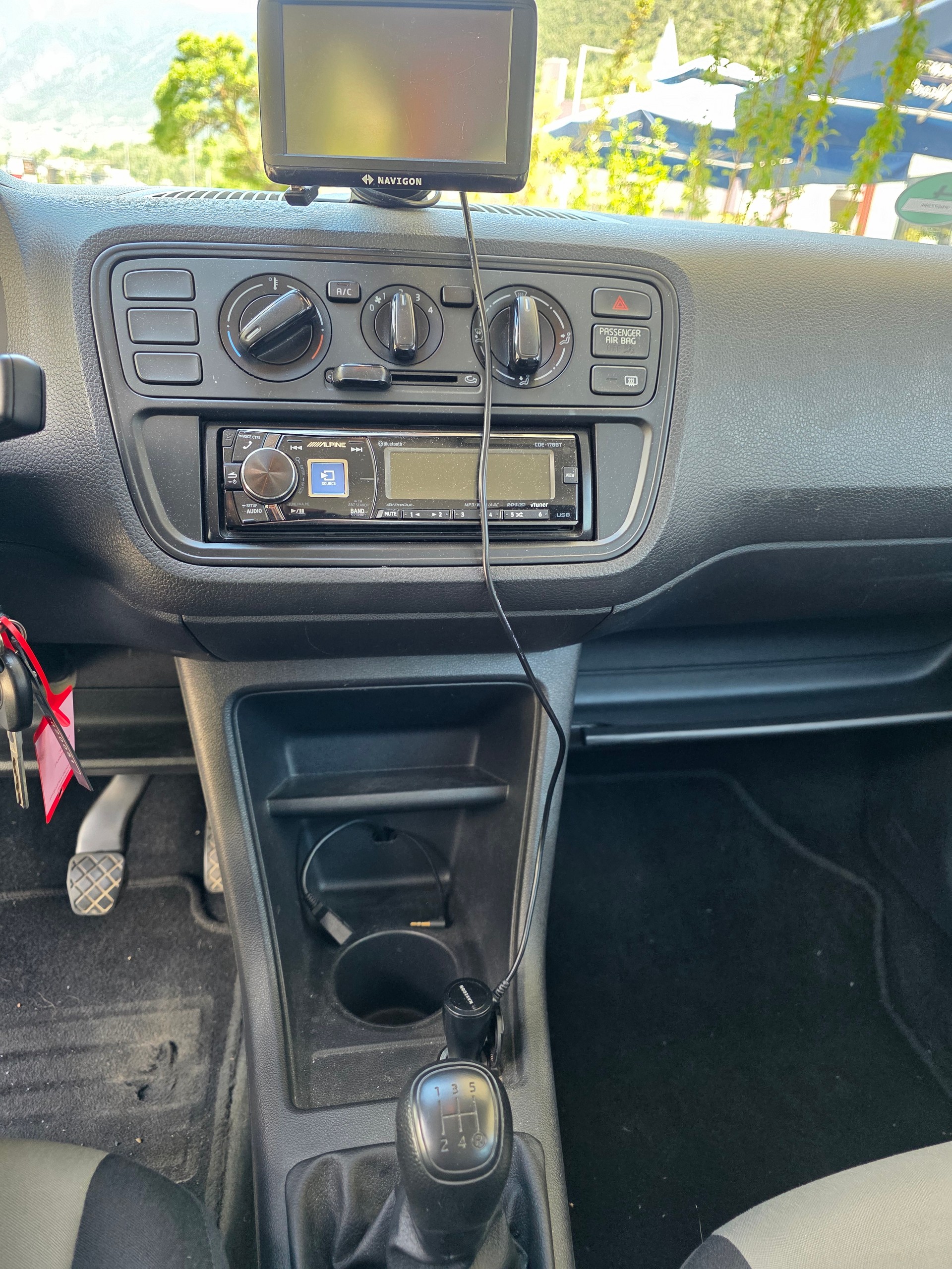 SKODA Citigo 1.0 G-tec Ambition-image-14