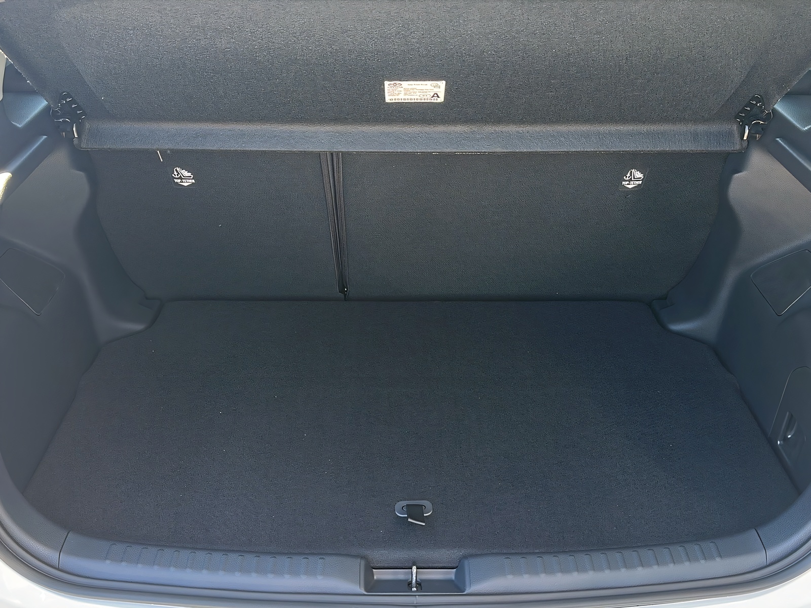 TOYOTA Yaris 1.5 Comfort e-CVT-image-12