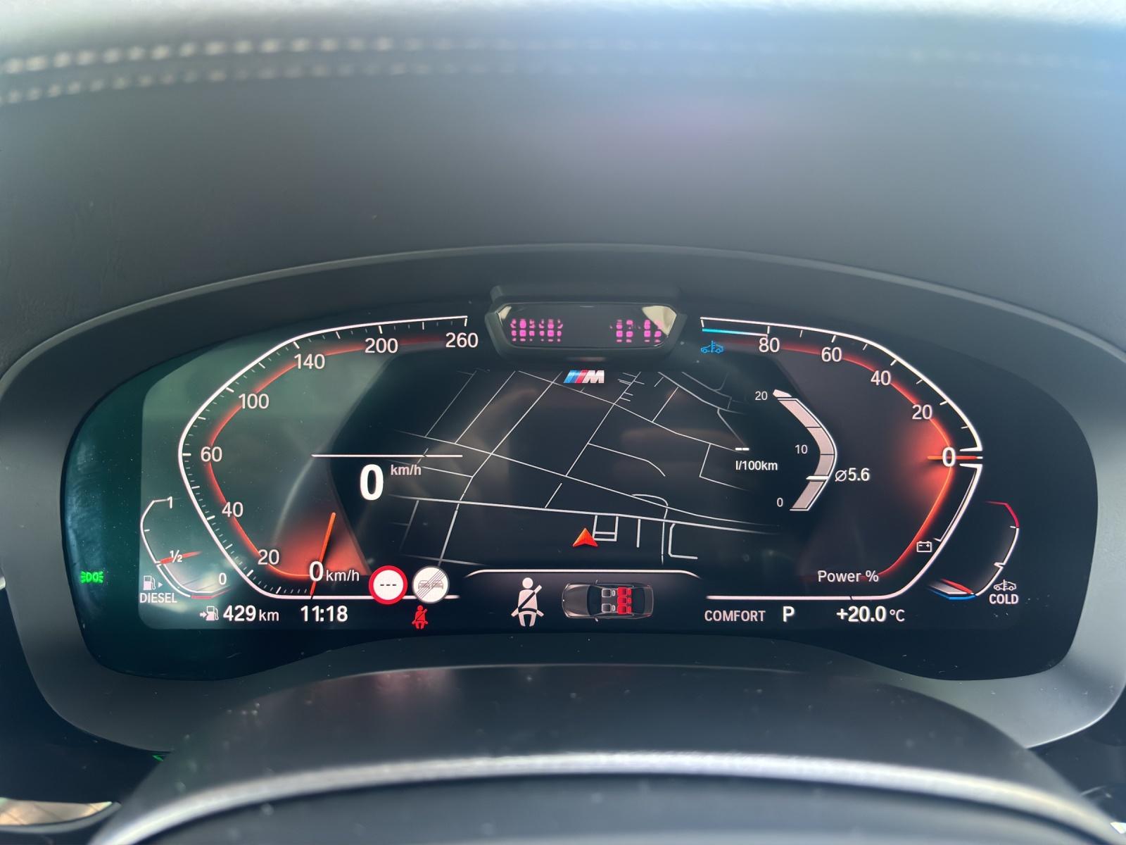 BMW 520d xDrive paddles-image-8