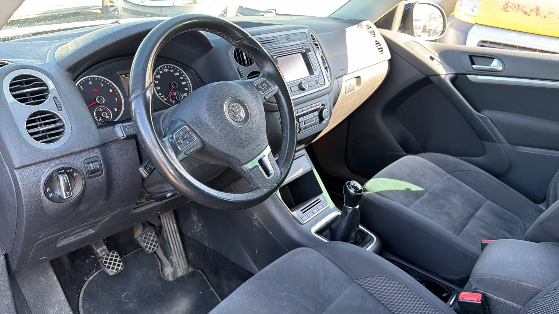 VW Tiguan 2.0 TSI Sport&Style 4Motion DSG-image-5