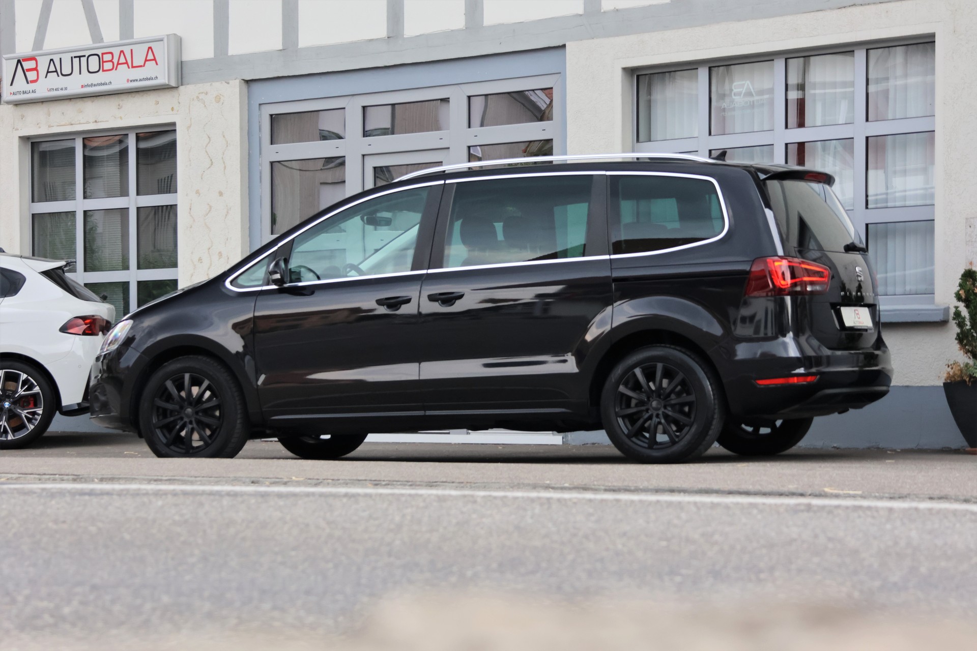 SEAT Alhambra 1.4 TSI Style DSG (CH) 7 Plätzer + 1.8T AHK-image-3
