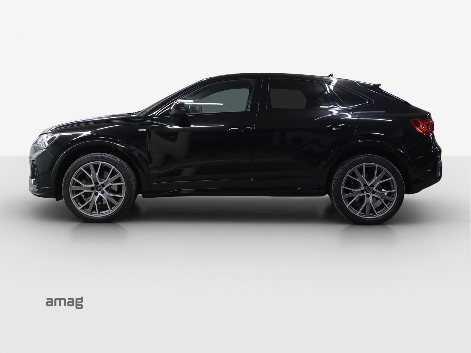 AUDI Q3 Sportback 45 TFSI S line quattro S-tronic-showroom-element-1