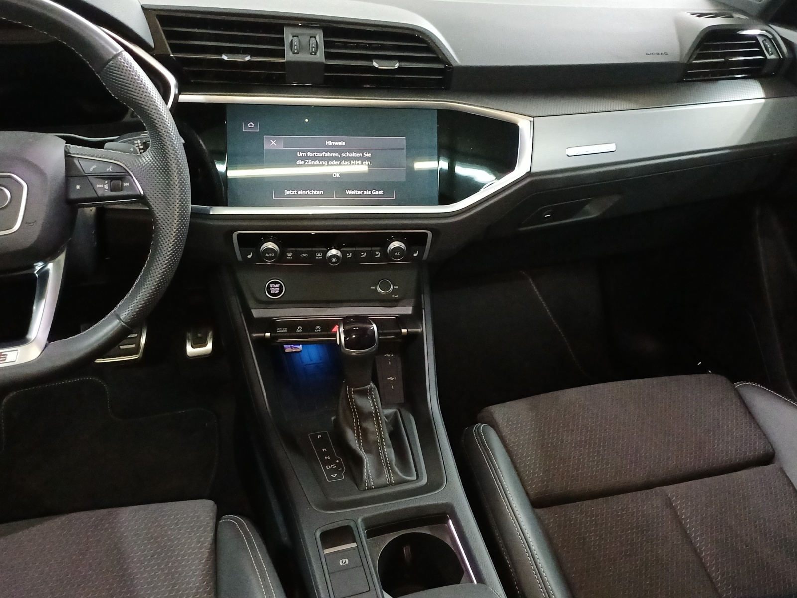 AUDI Q3 Sportback 45 TFSI S line quattro S-tronic-image-10