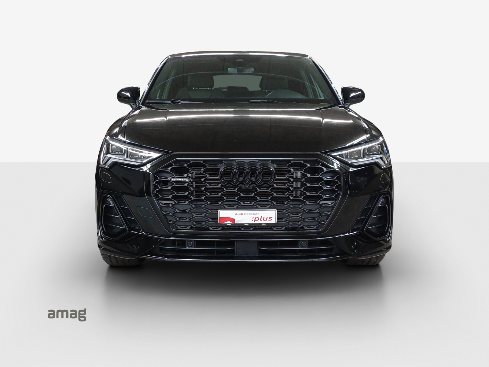 AUDI Q3 Sportback 45 TFSI S line quattro S-tronic-image-6