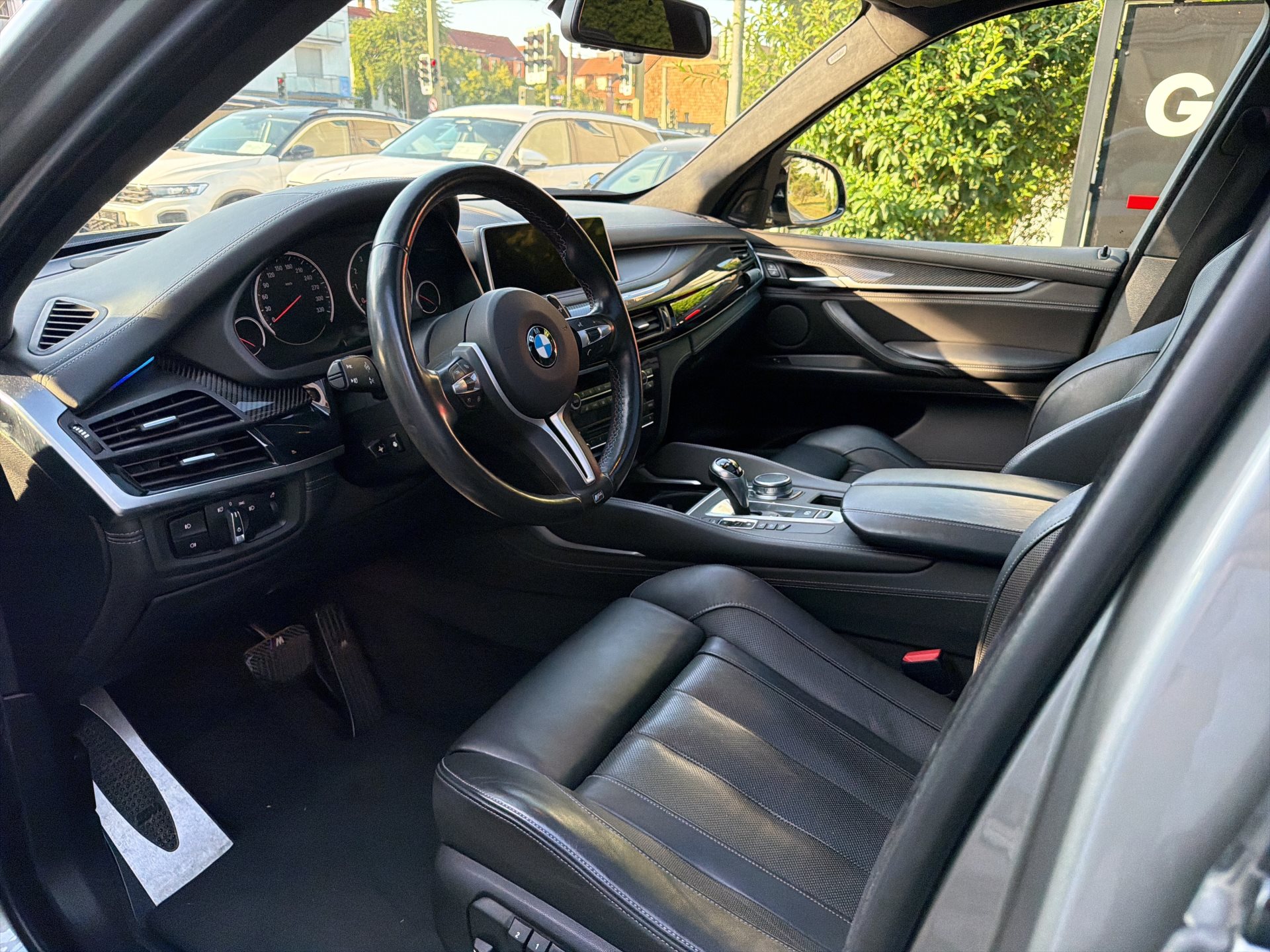 BMW X5 M *** AB BMW SERVICE UND MFK ***-image-9