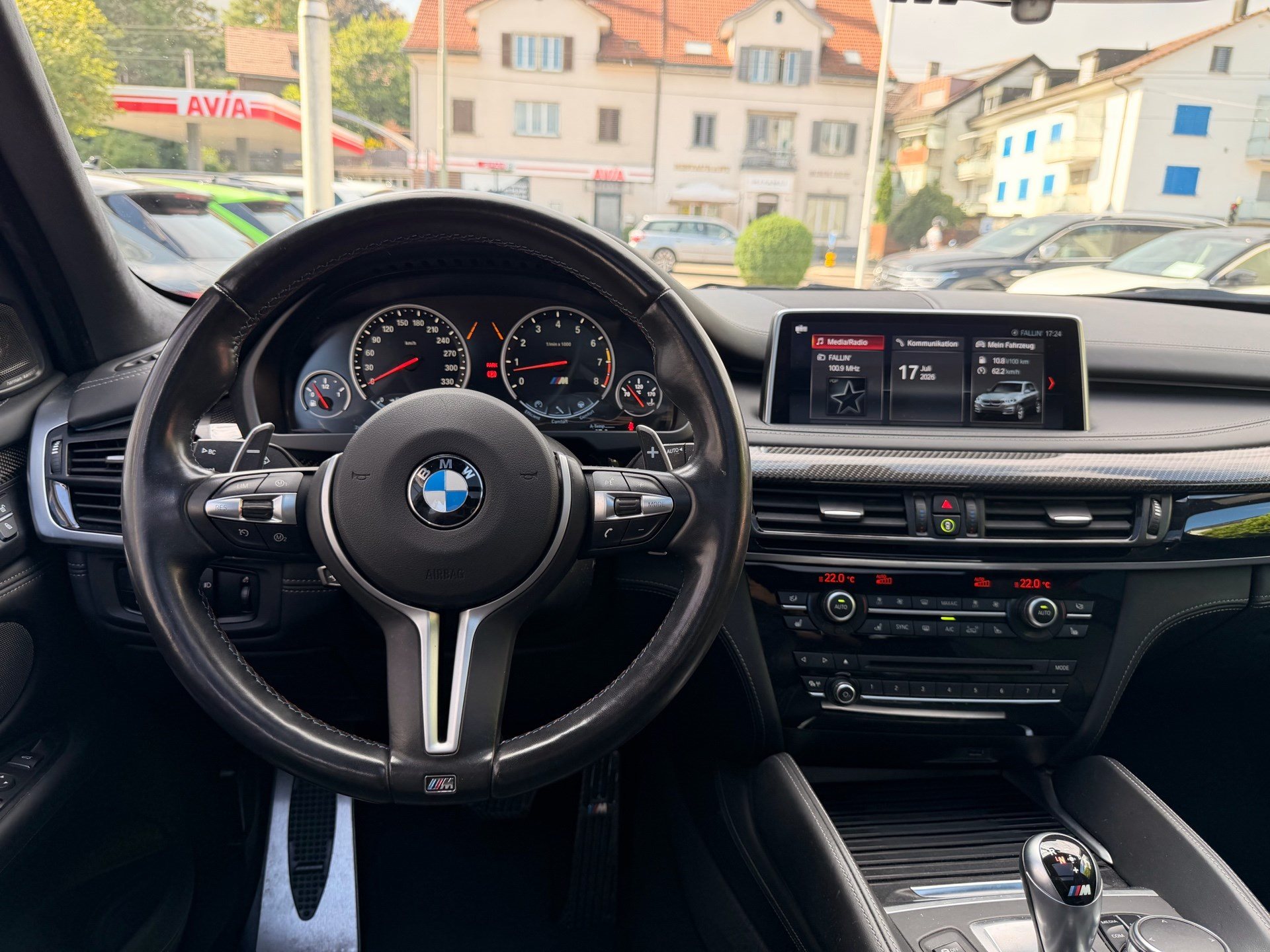BMW X5 M *** AB BMW SERVICE UND MFK ***-image-10