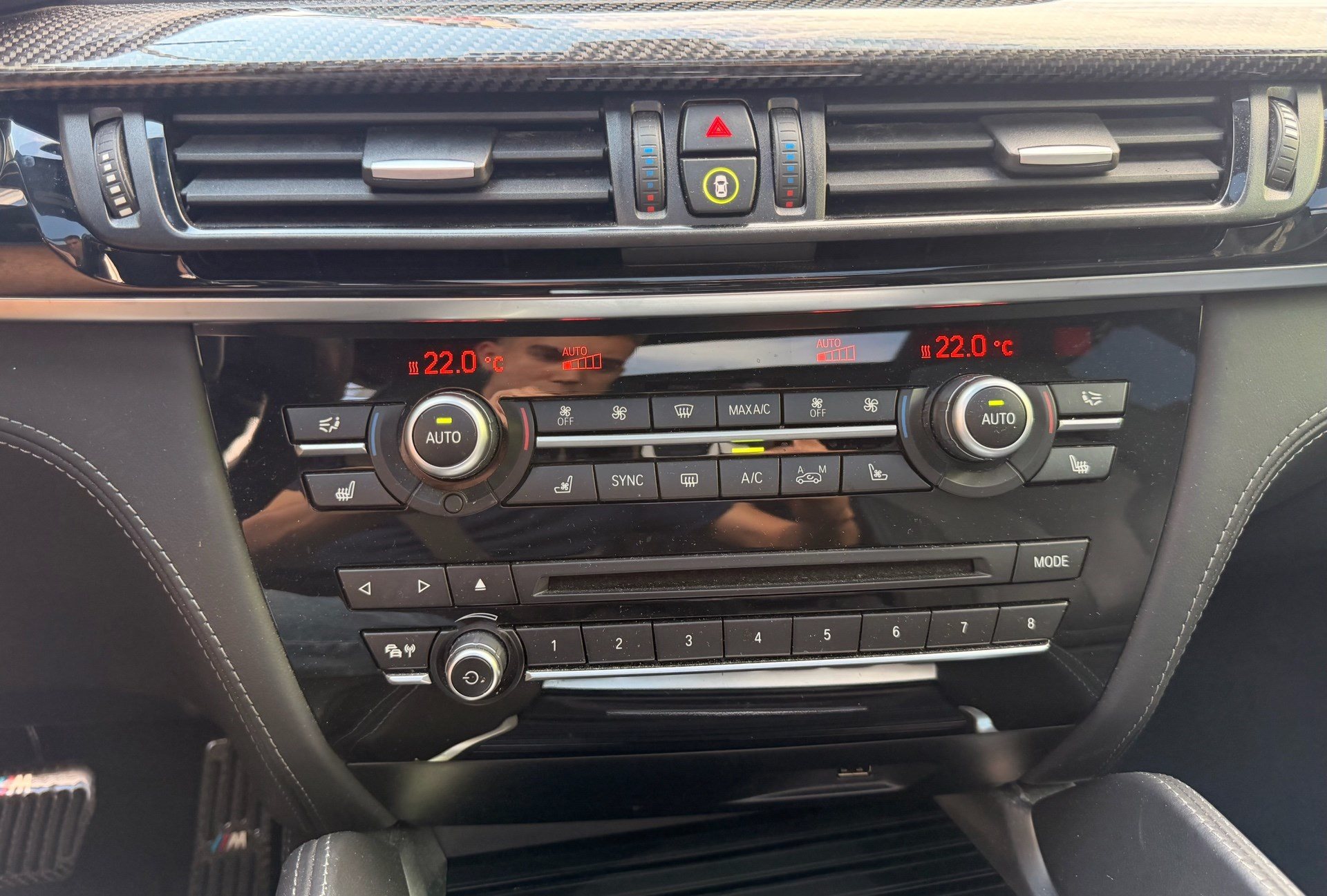 BMW X5 M *** AB BMW SERVICE UND MFK ***-image-17