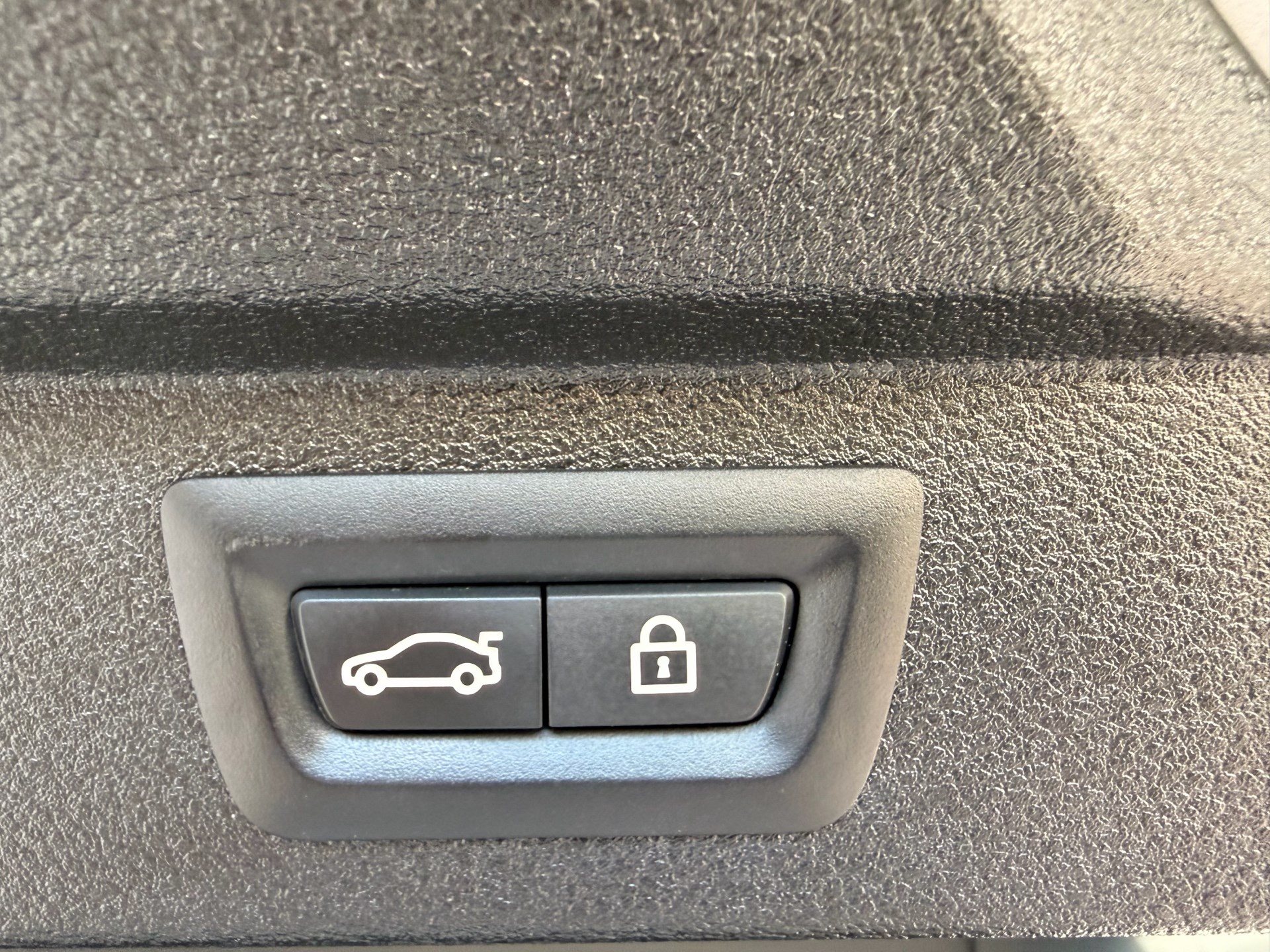 BMW X5 M *** AB BMW SERVICE UND MFK ***-image-30