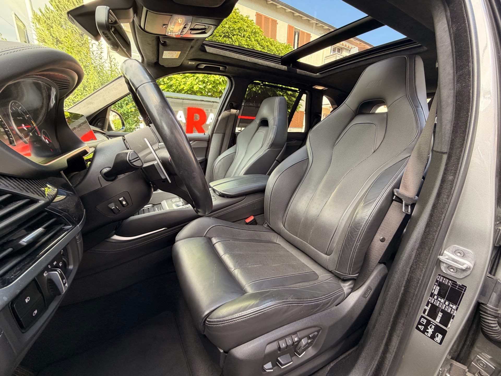 BMW X5 M *** AB BMW SERVICE UND MFK ***-image-8