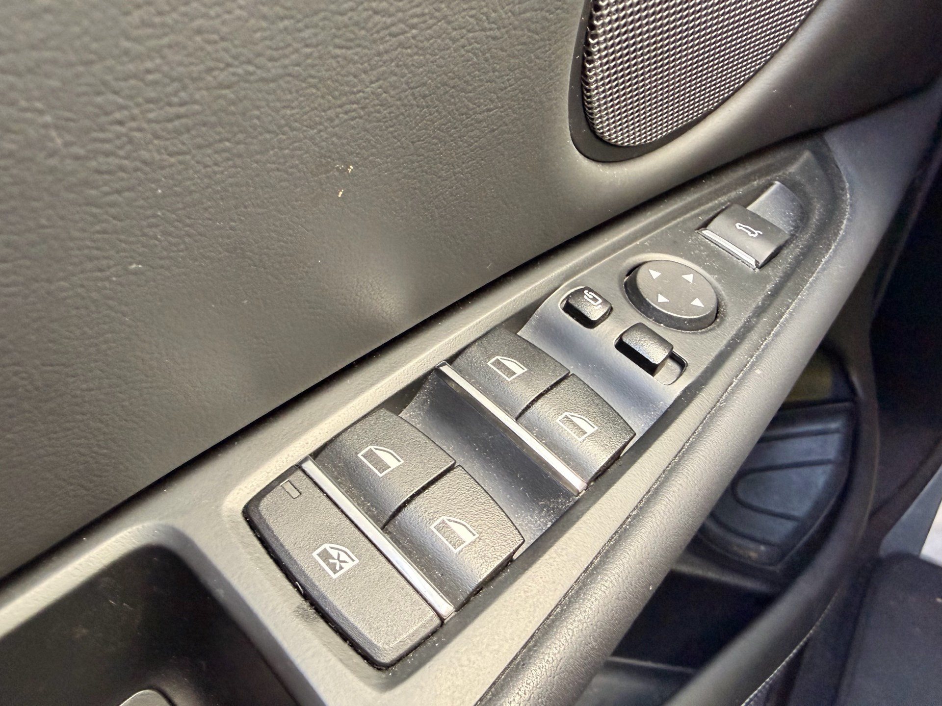 BMW X5 M *** AB BMW SERVICE UND MFK ***-image-21