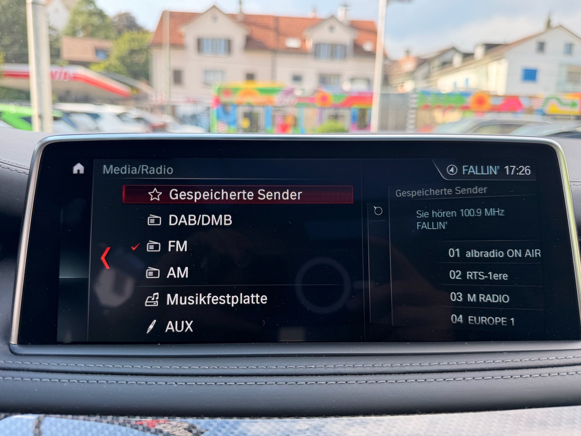 BMW X5 M *** AB BMW SERVICE UND MFK ***-image-16