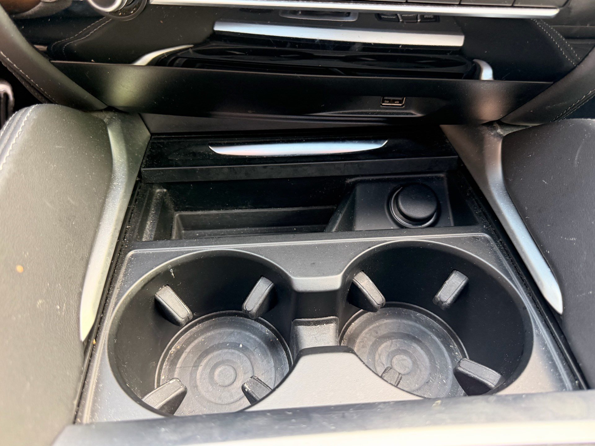 BMW X5 M *** AB BMW SERVICE UND MFK ***-image-18
