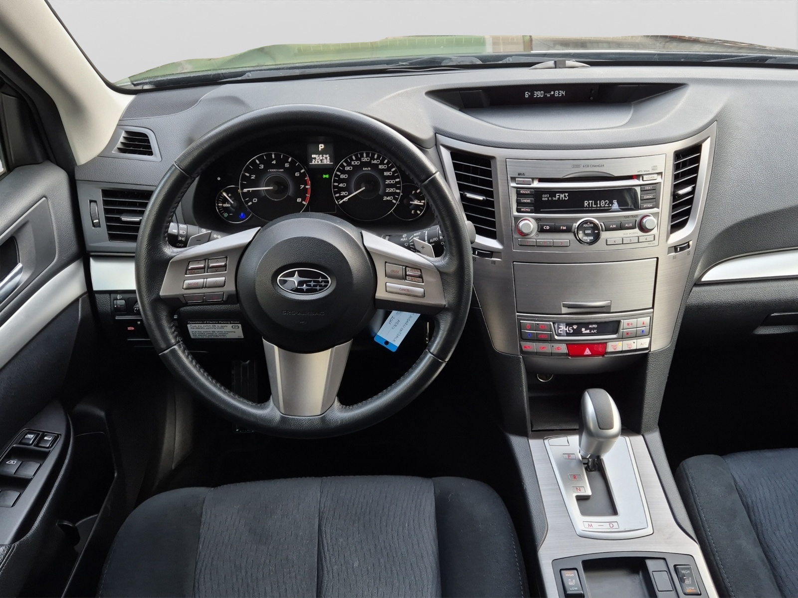 SUBARU Outback 2.5i Swiss Special AWD Lineartronic-image-10