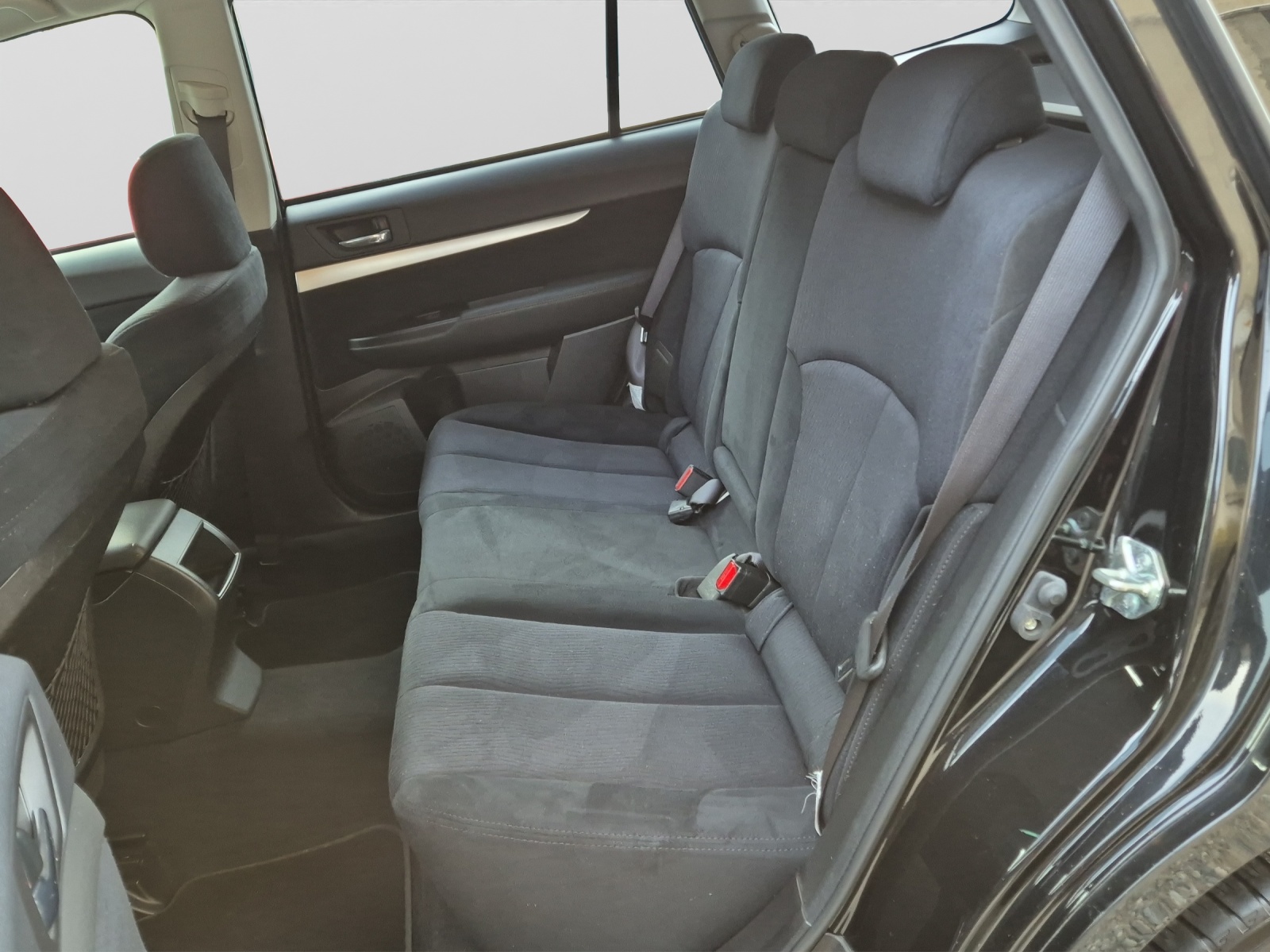 SUBARU Outback 2.5i Swiss Special AWD Lineartronic-image-13