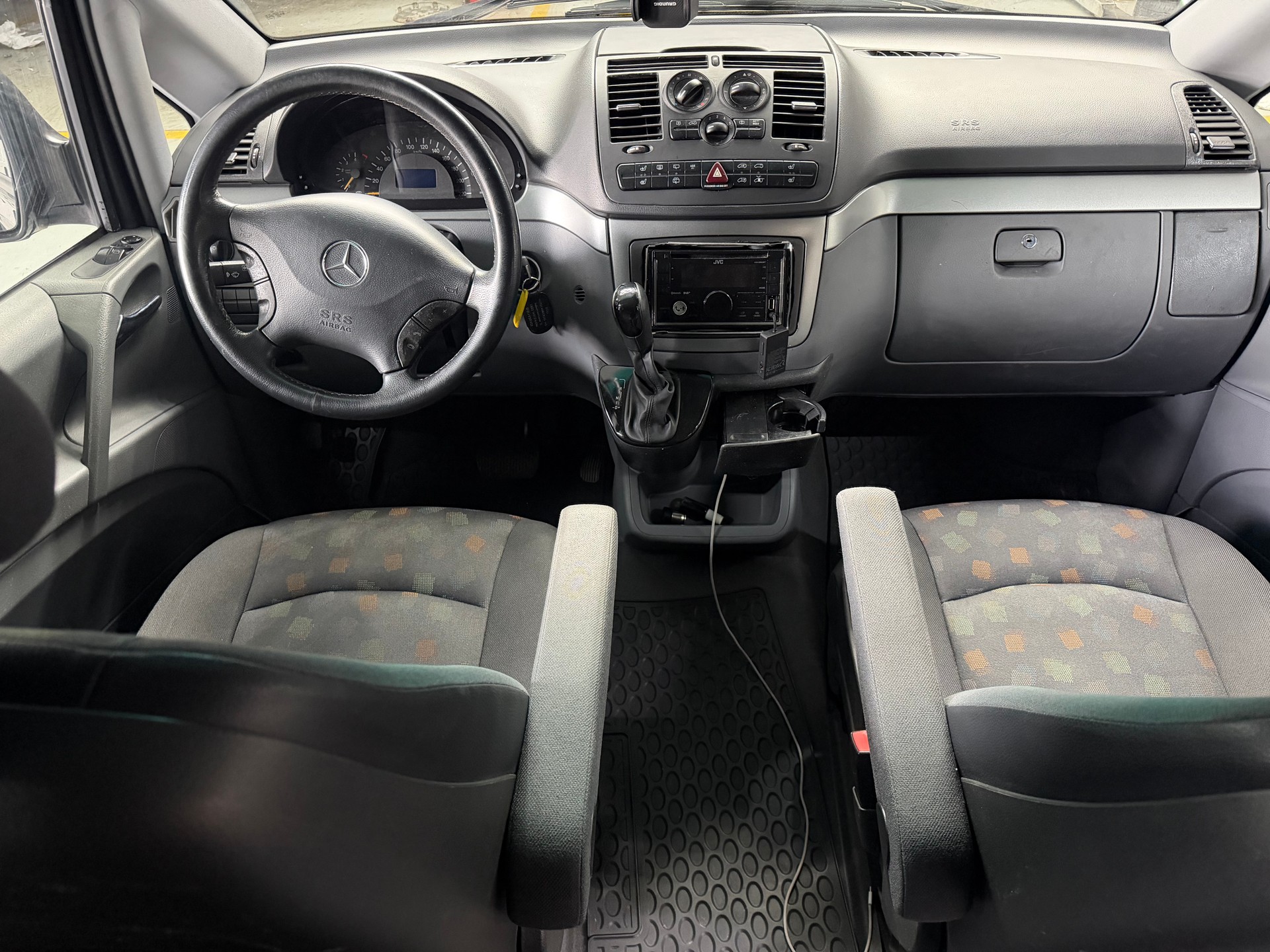 MERCEDES-BENZ Vito 115 CDI-image-3