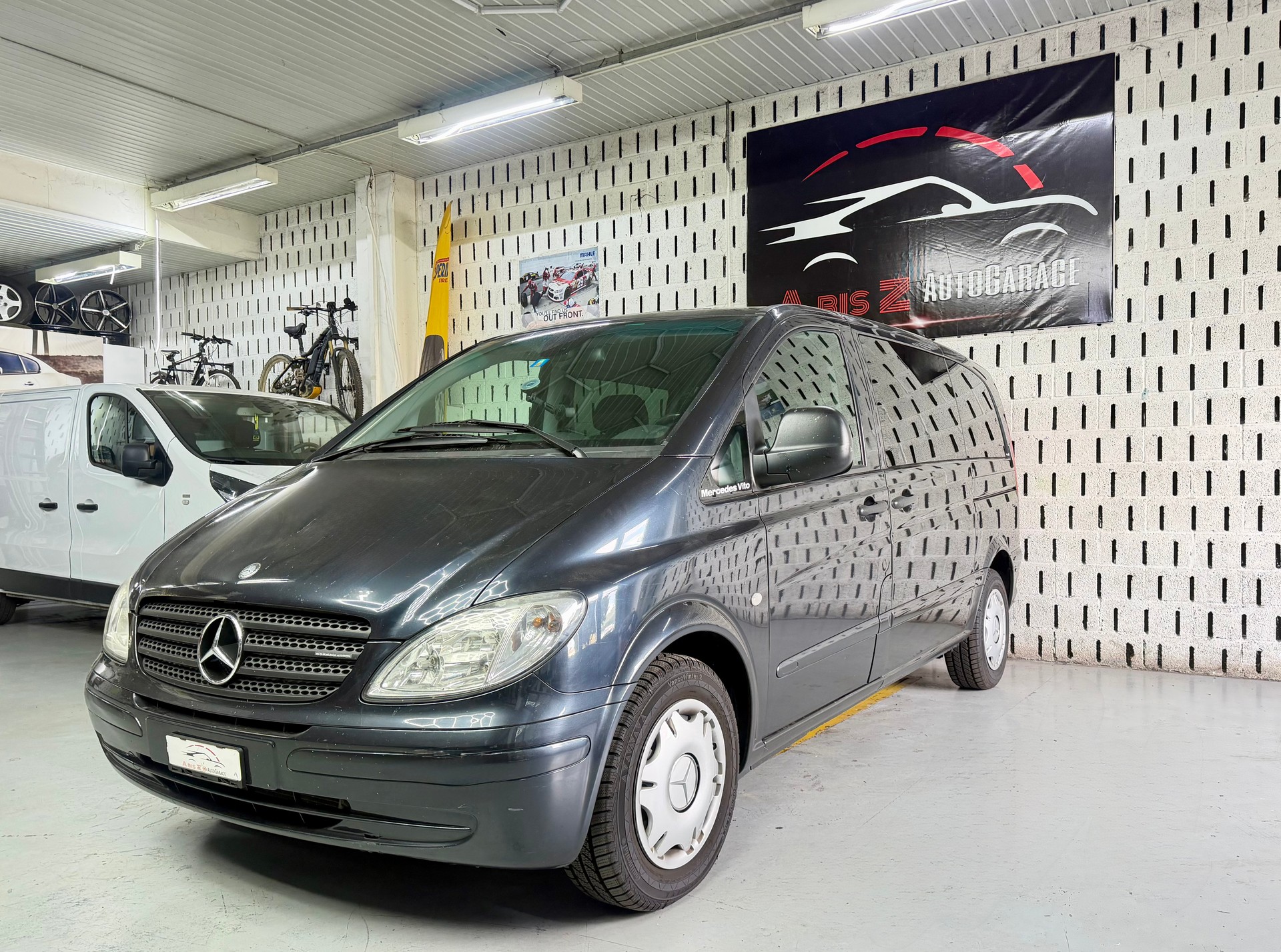 MERCEDES-BENZ Vito 115 CDI-image-0