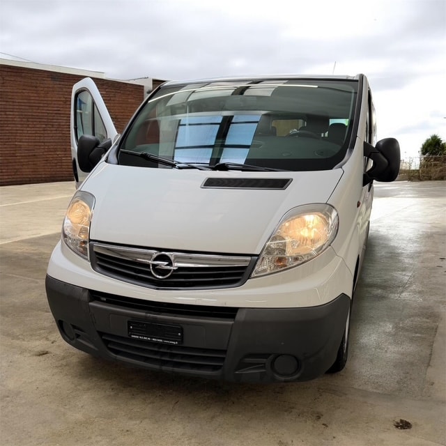OPEL Vivaro 2.0i 2.7t L1H1-image-2