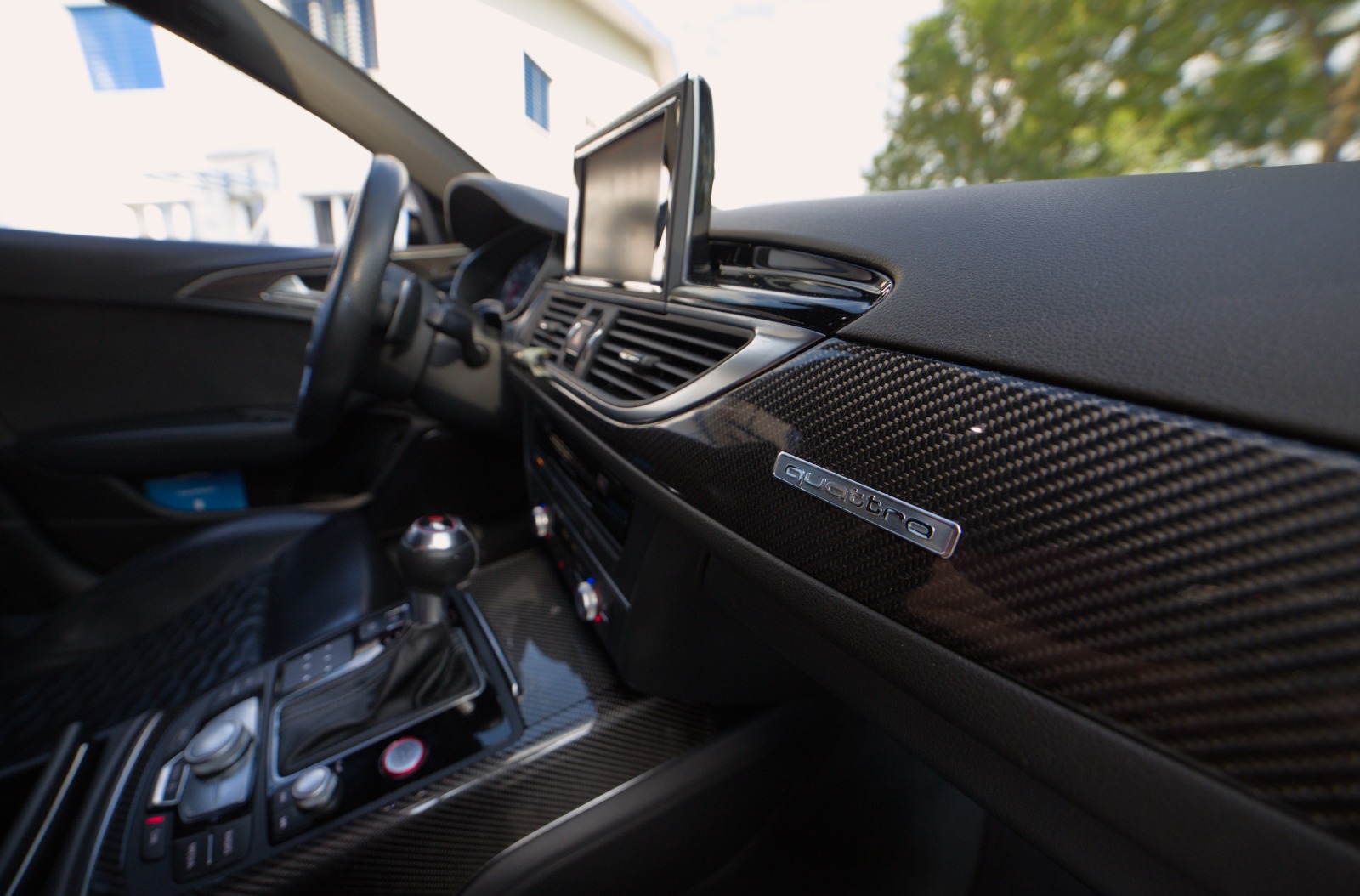 AUDI 4.0 V8 TFSI perform. qu. T-Tr.-image-5