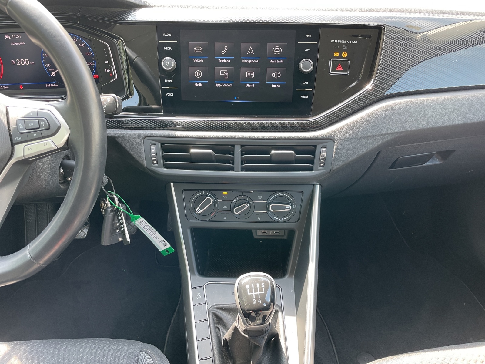 VW Polo 1.0 TSI Life-image-10