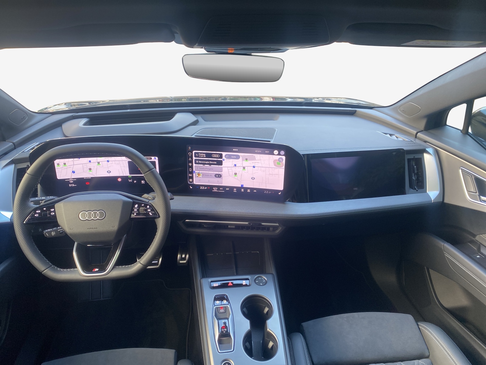 AUDI Q4 e-tron SUV quattro performance-image-8