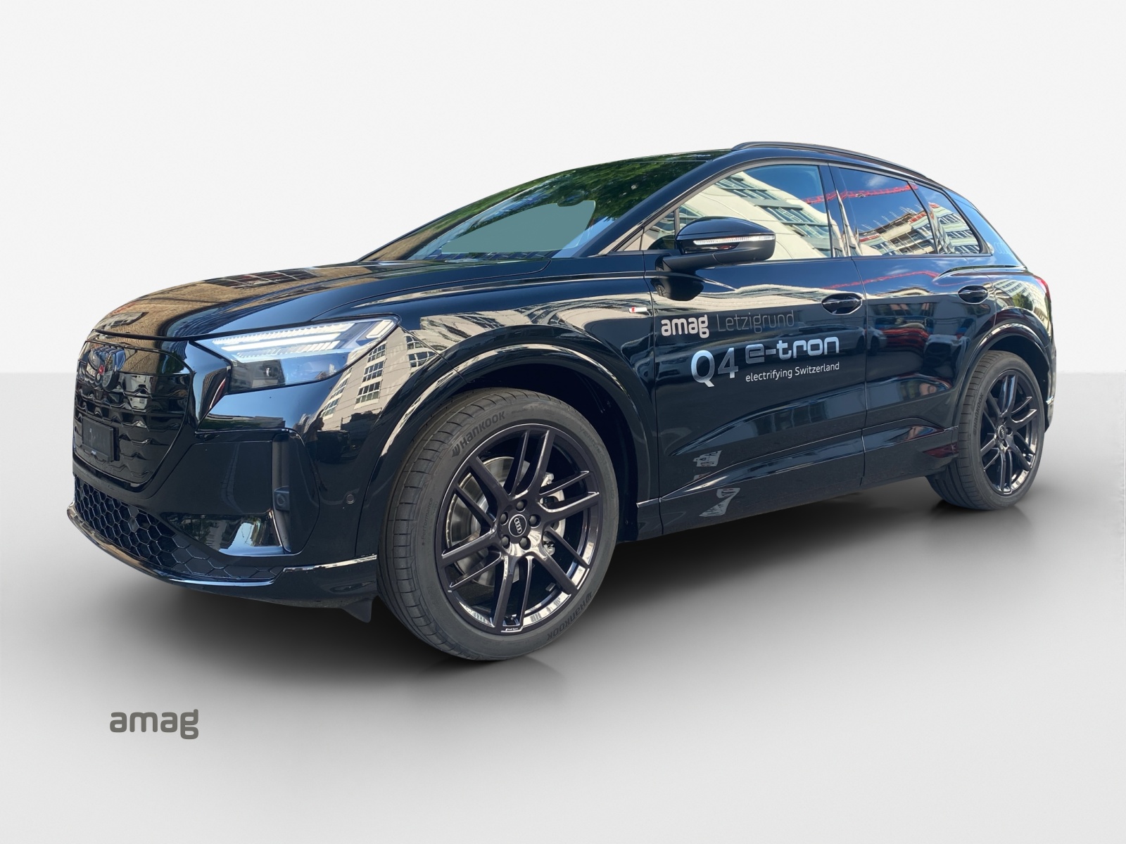 AUDI Q4 e-tron SUV quattro performance-image-0