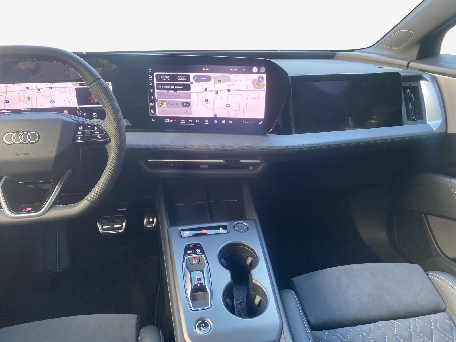 AUDI Q4 e-tron SUV quattro performance-image-10