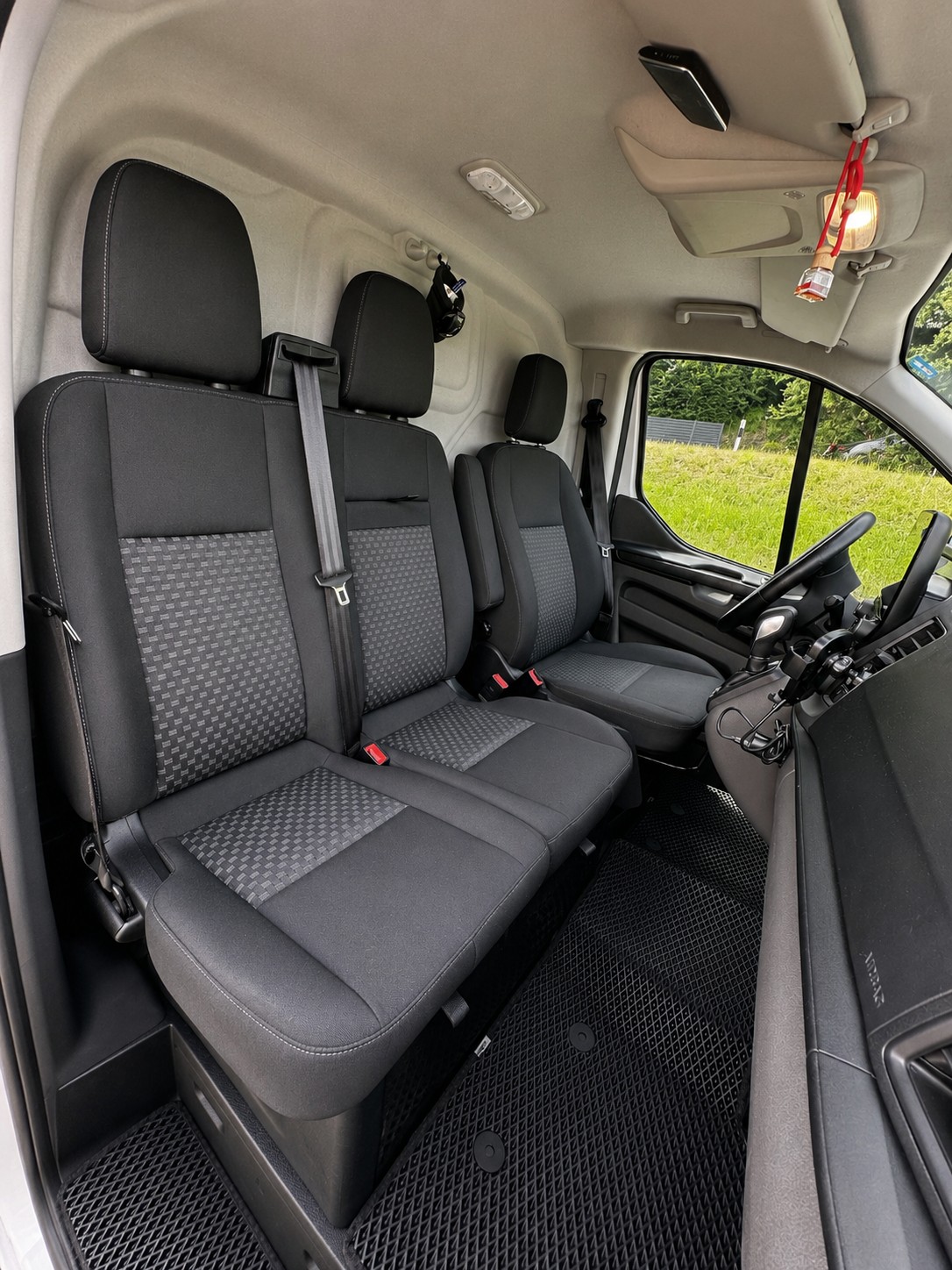 FORD 1.0 EcoBoost Trend PHEV-image-1