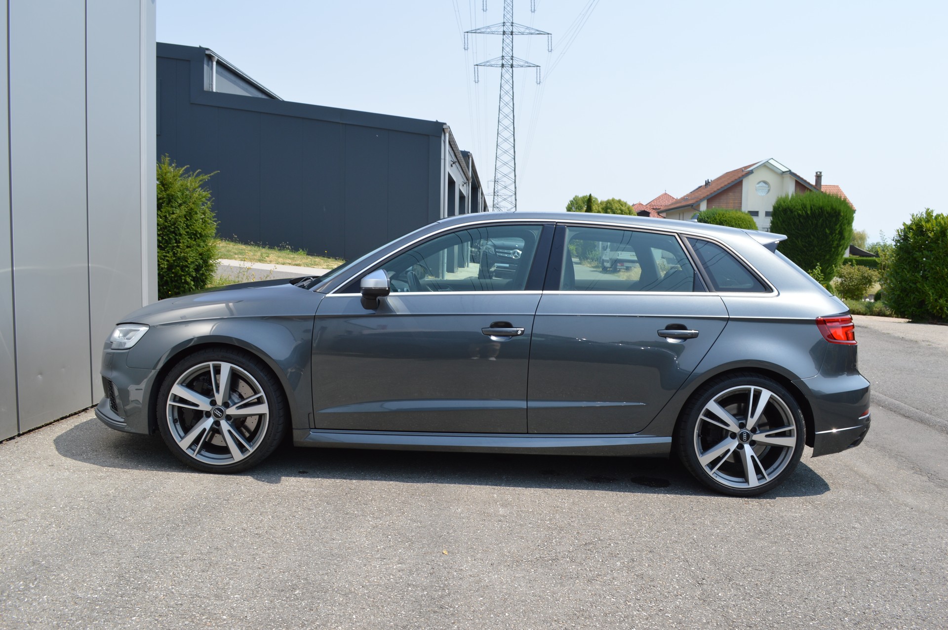 AUDI RS3 Sportback 2.5 TSI quattro S-tronic-image-7