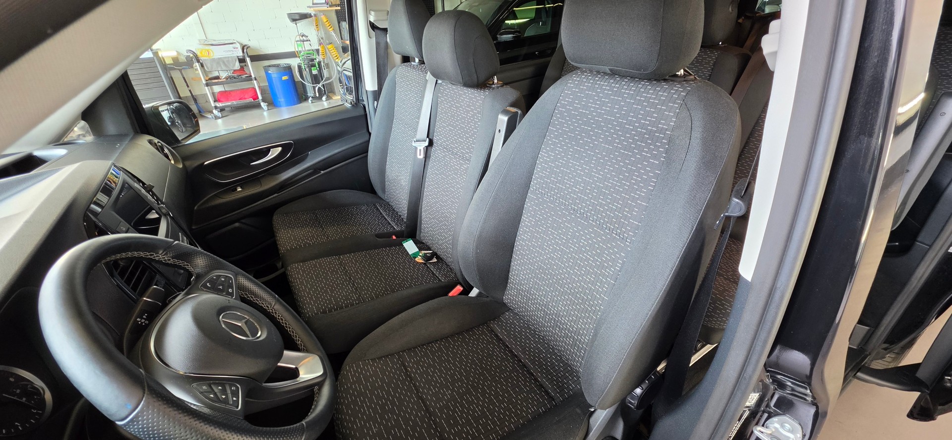 MERCEDES-BENZ Vito 116 CDI Lang Select Tourer 4Matic 9G-Tronic-image-8