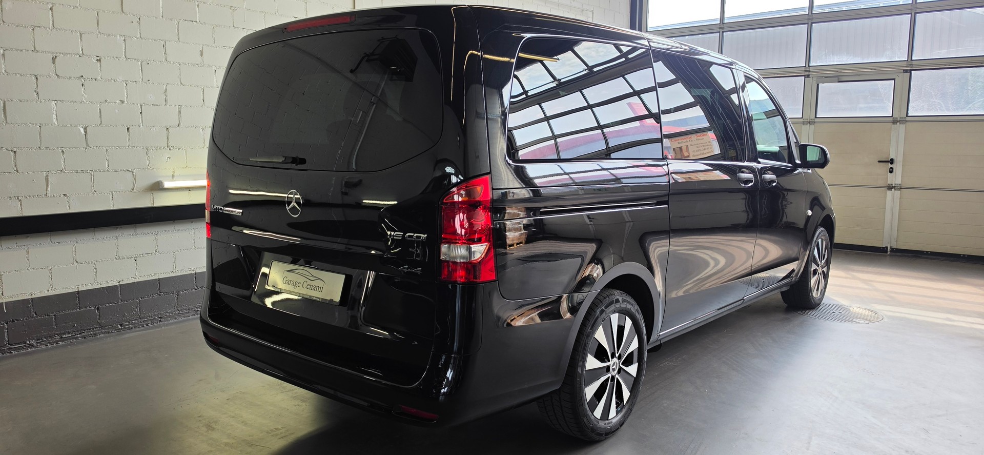 MERCEDES-BENZ Vito 116 CDI Lang Select Tourer 4Matic 9G-Tronic-image-1
