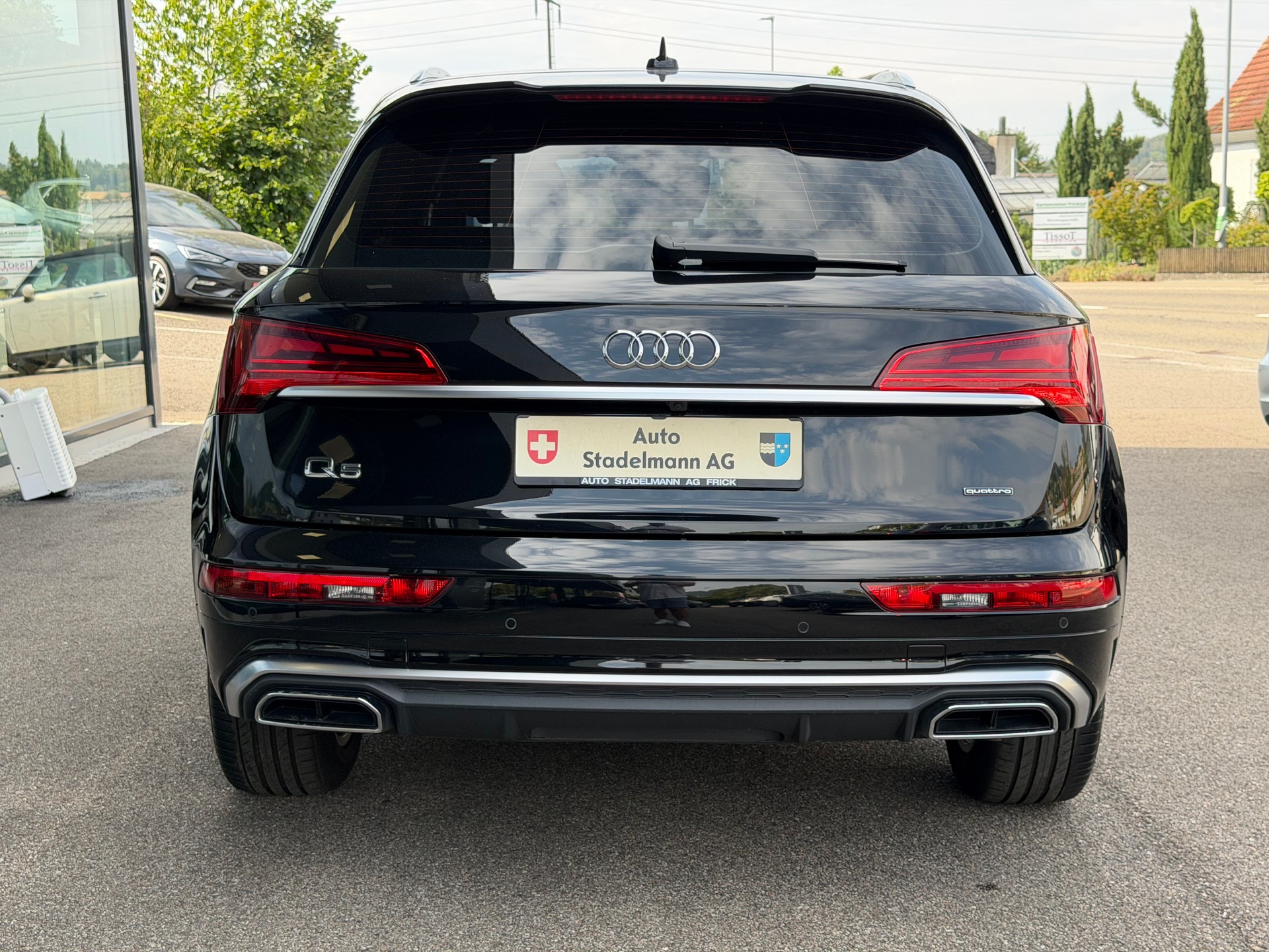 AUDI Q5 2.0 45 TFSI S Line quattro S-Tronic-image-4