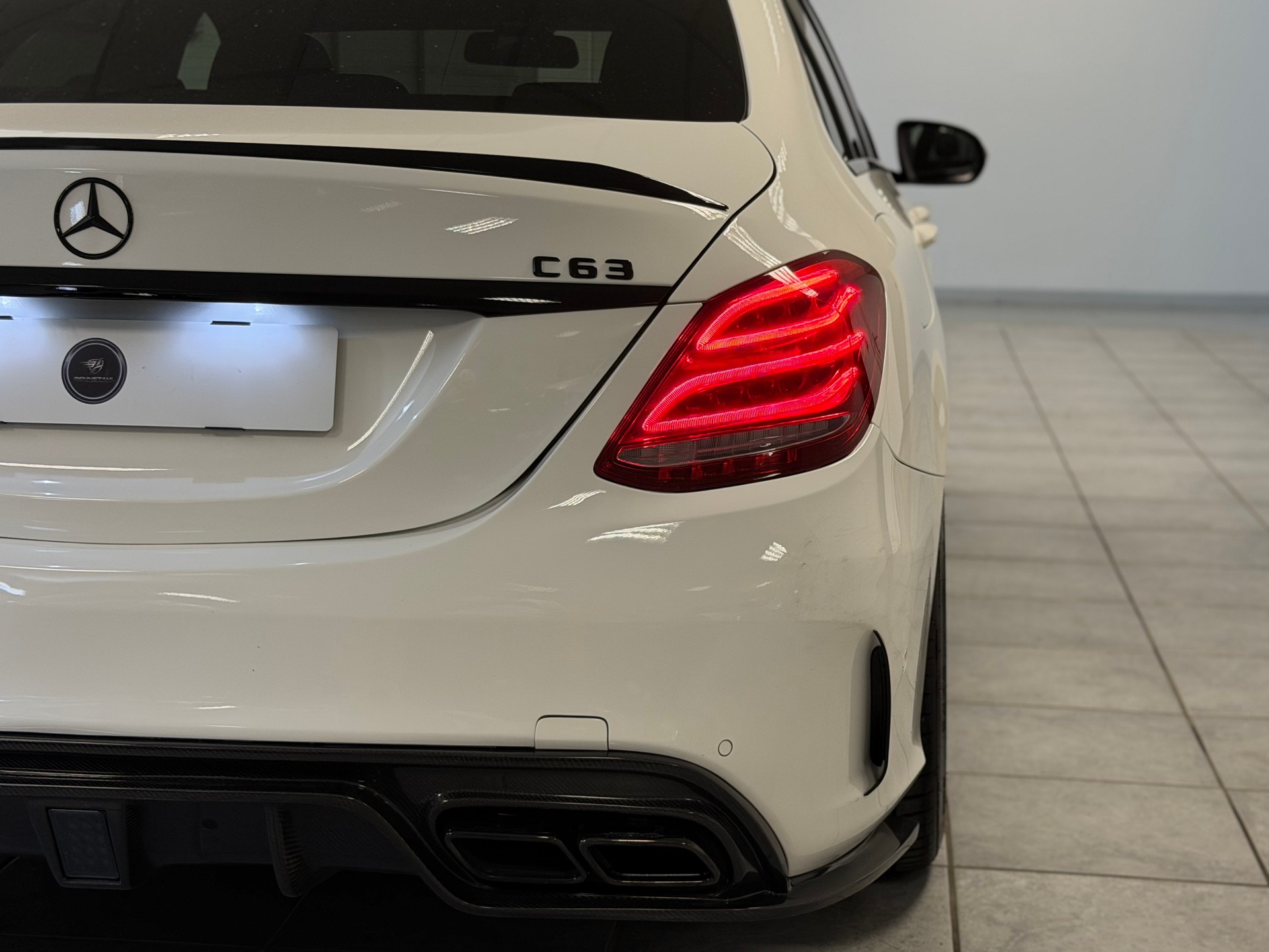 MERCEDES-BENZ C 63 AMG Speedshift-image-20
