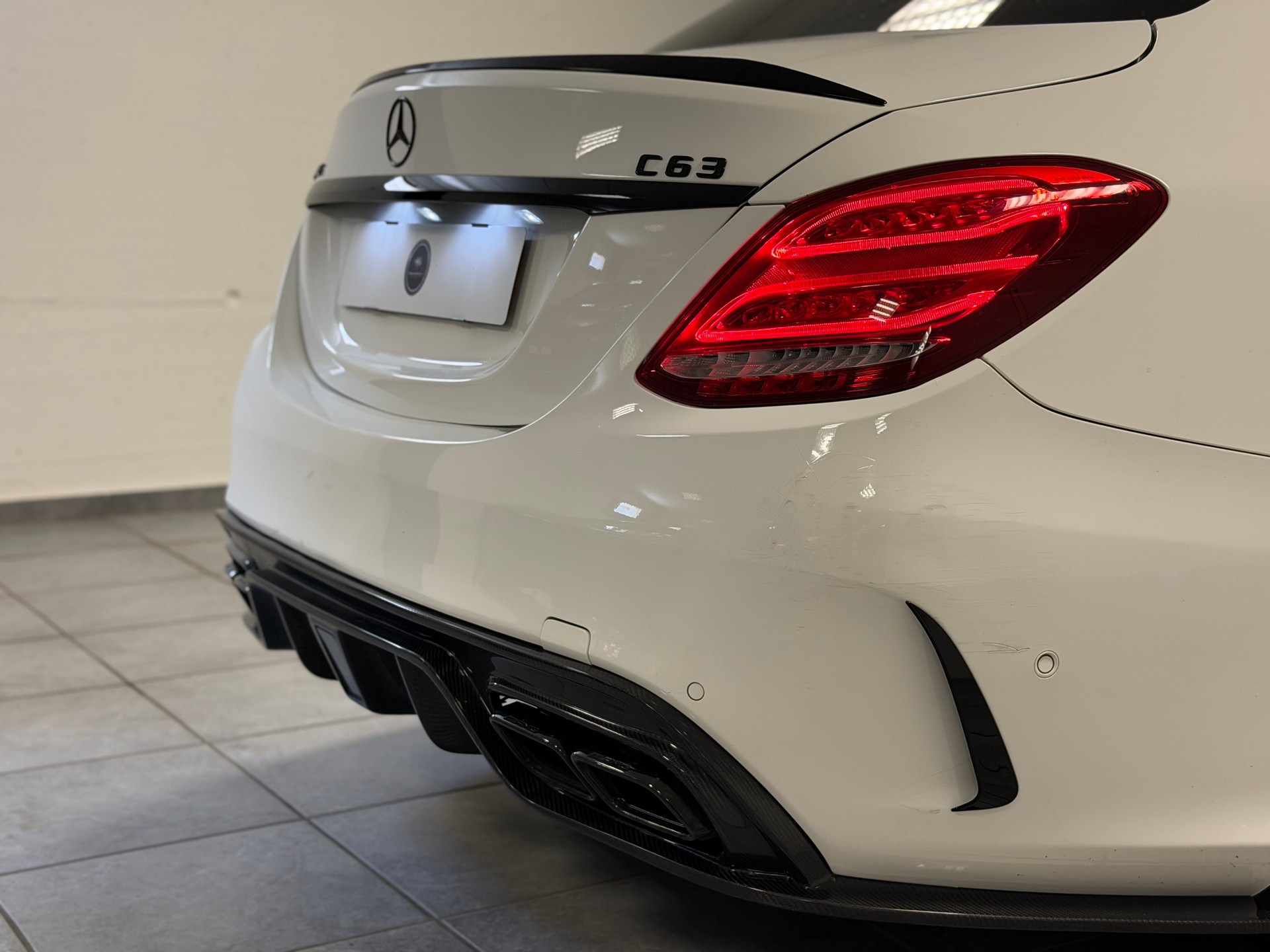 MERCEDES-BENZ C 63 AMG Speedshift-image-17