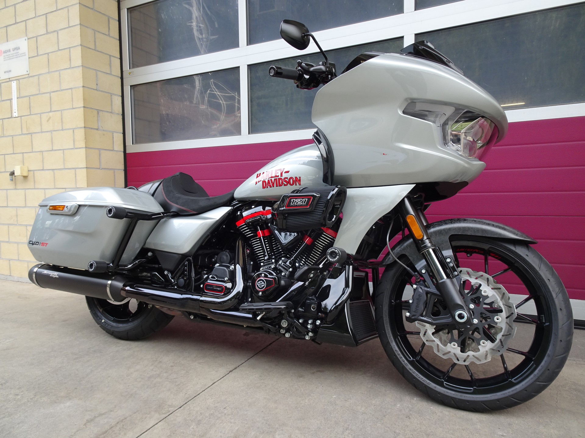 HARLEY-DAVIDSON FLTRXSTSE Road Glide ST 121 CVO-image-10
