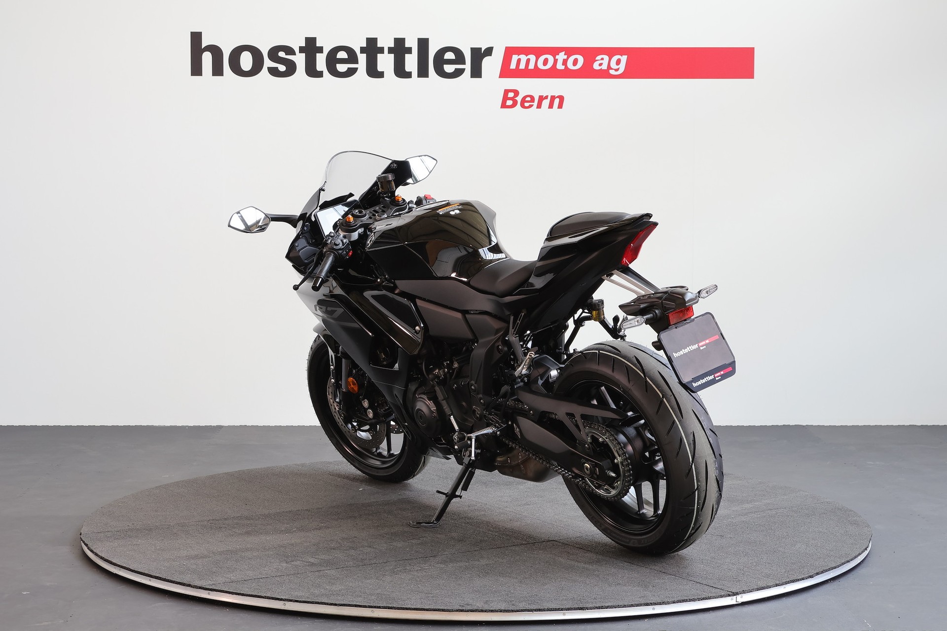 YAMAHA R7-showroom-element-3