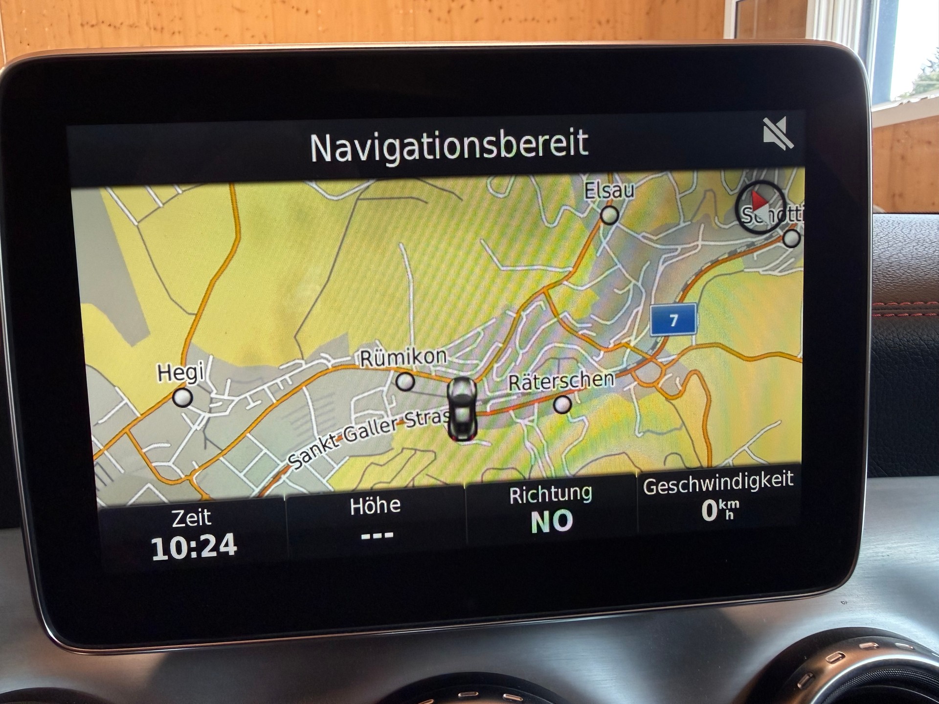 MERCEDES-BENZ GLA 250 AMG Line 4Matic 7G-DCT-image-13