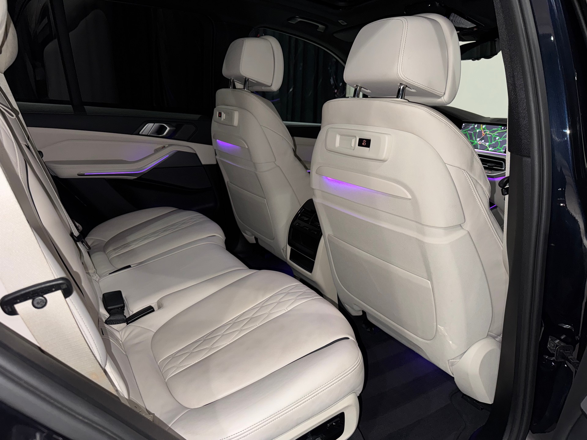 BMW X5 xDrive 40i M-Sport Steptronic | 7 Plätzer | CH |-image-15