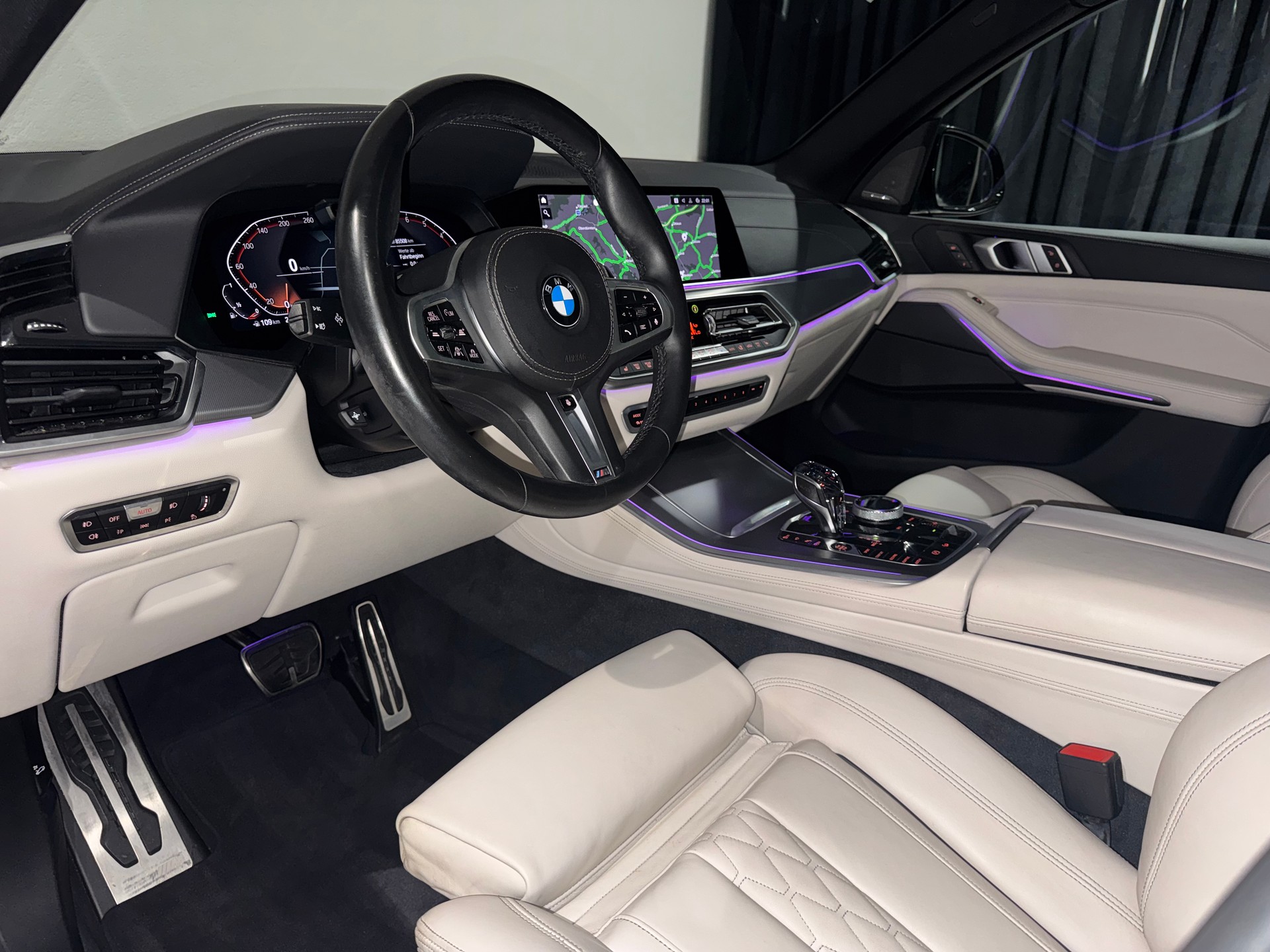 BMW X5 xDrive 40i M-Sport Steptronic | 7 Plätzer | CH |-image-10